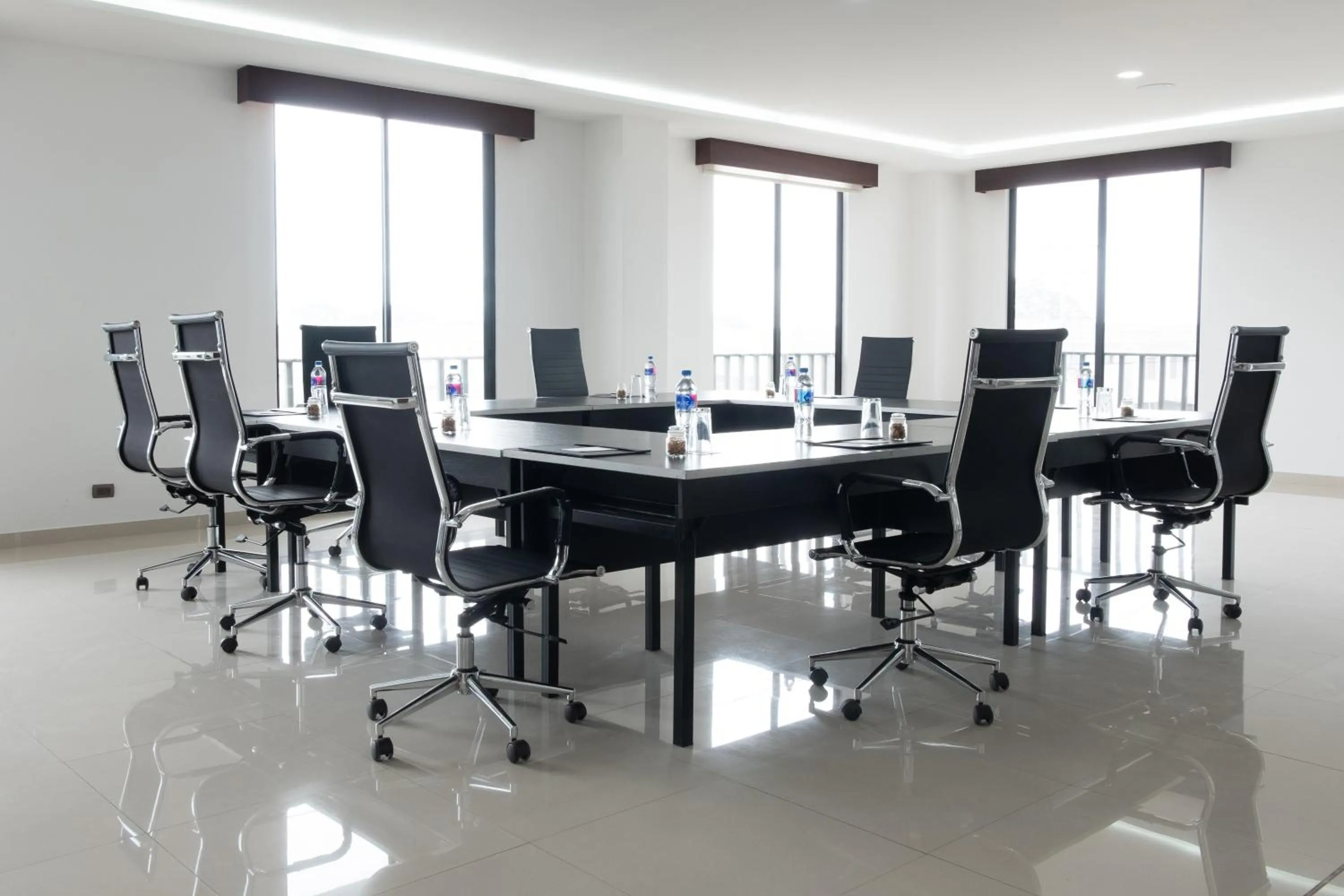 Meeting/conference room in REEC Machala by Oro Verde Hotels