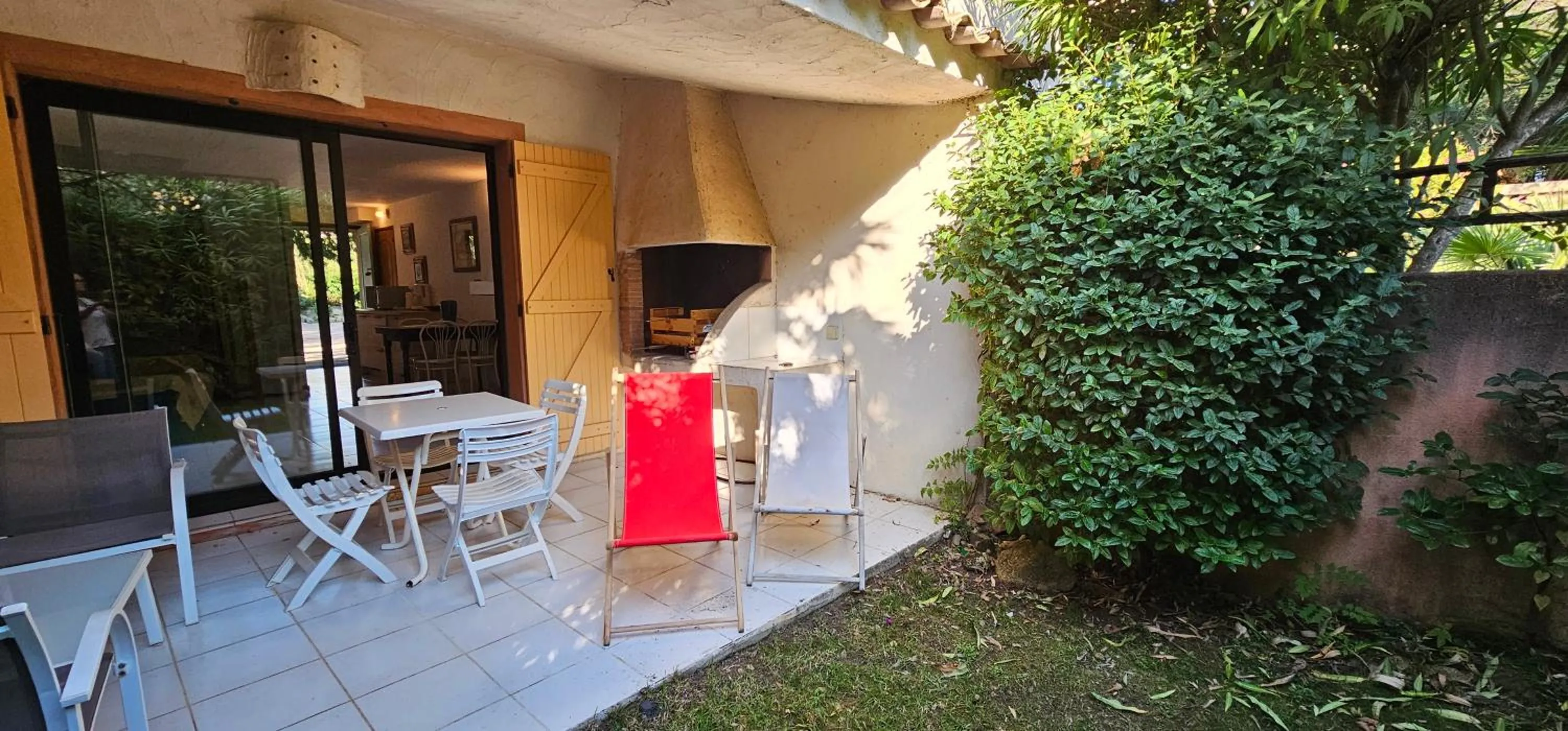 Patio in Résidence Le Village Marin