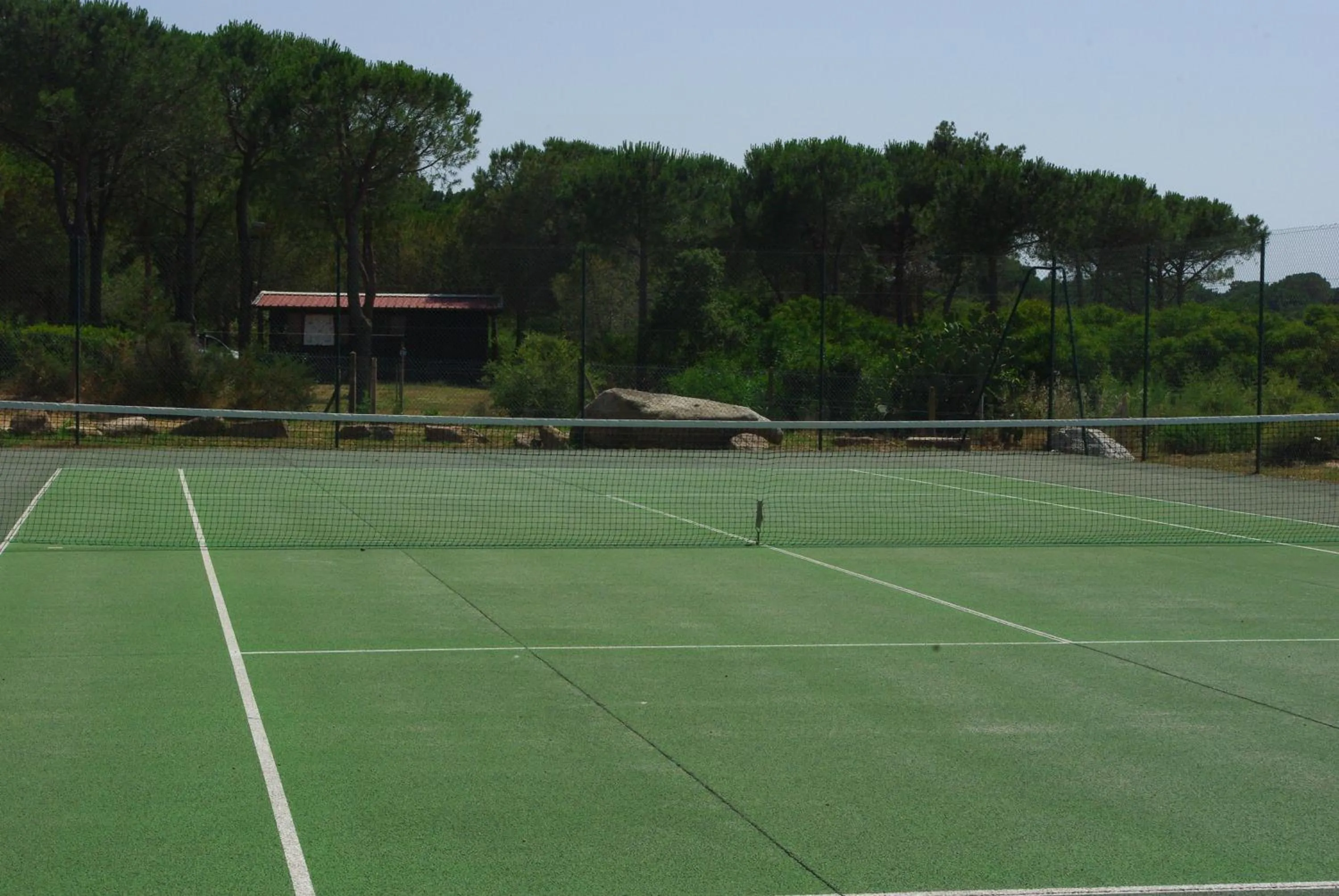 Tennis court in Résidence Le Village Marin