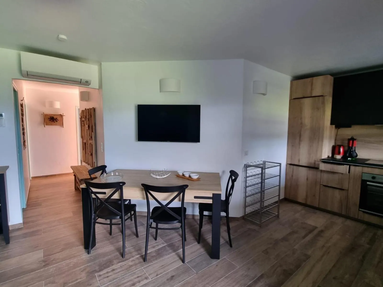 TV and multimedia in Résidence Le Village Marin