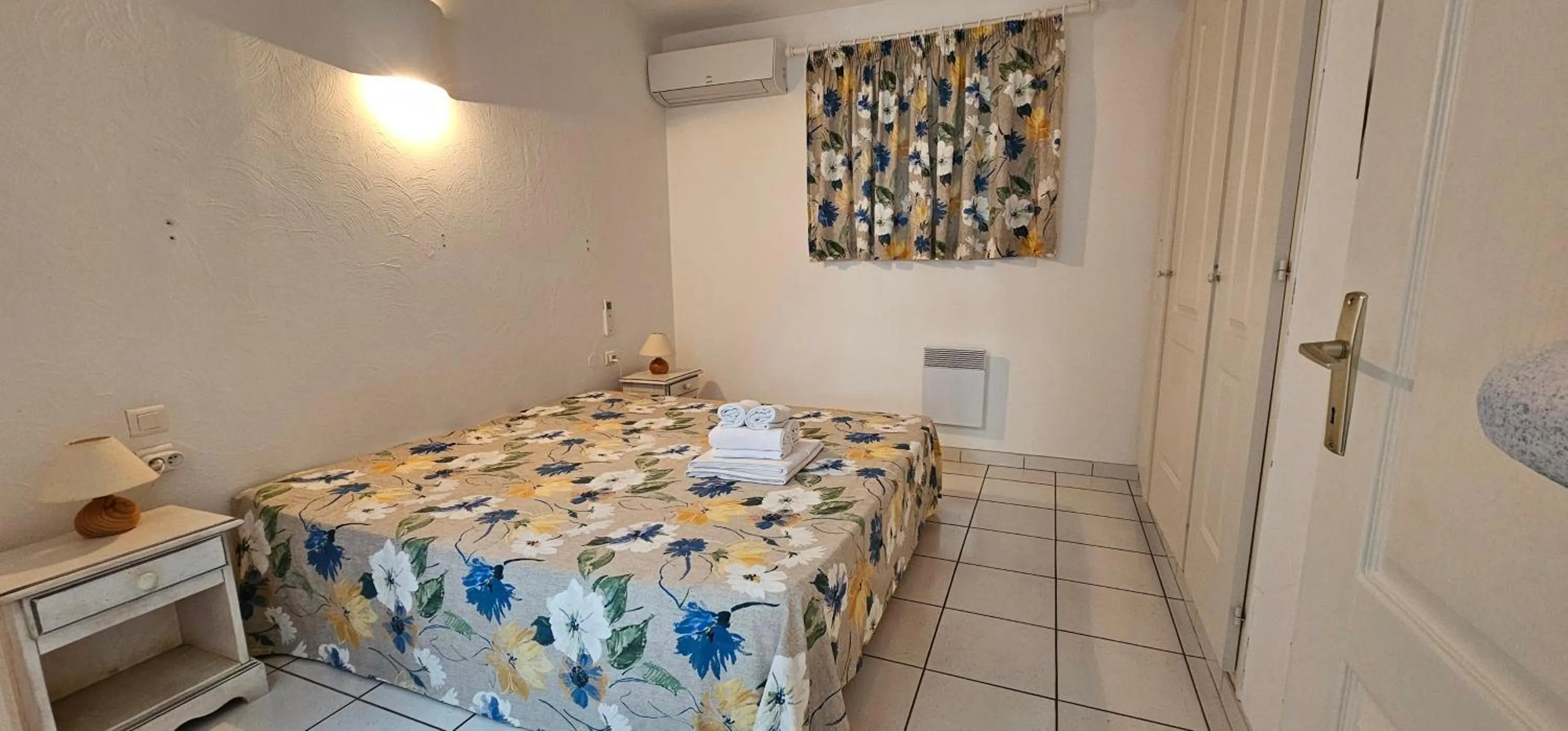 Bed in Résidence Le Village Marin