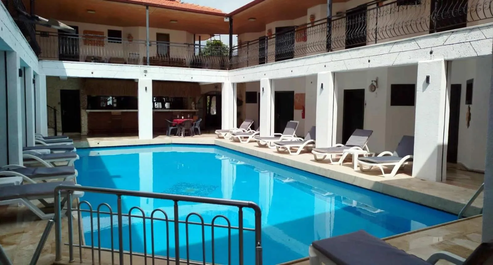 Swimming pool in Han Dalyan Hotel