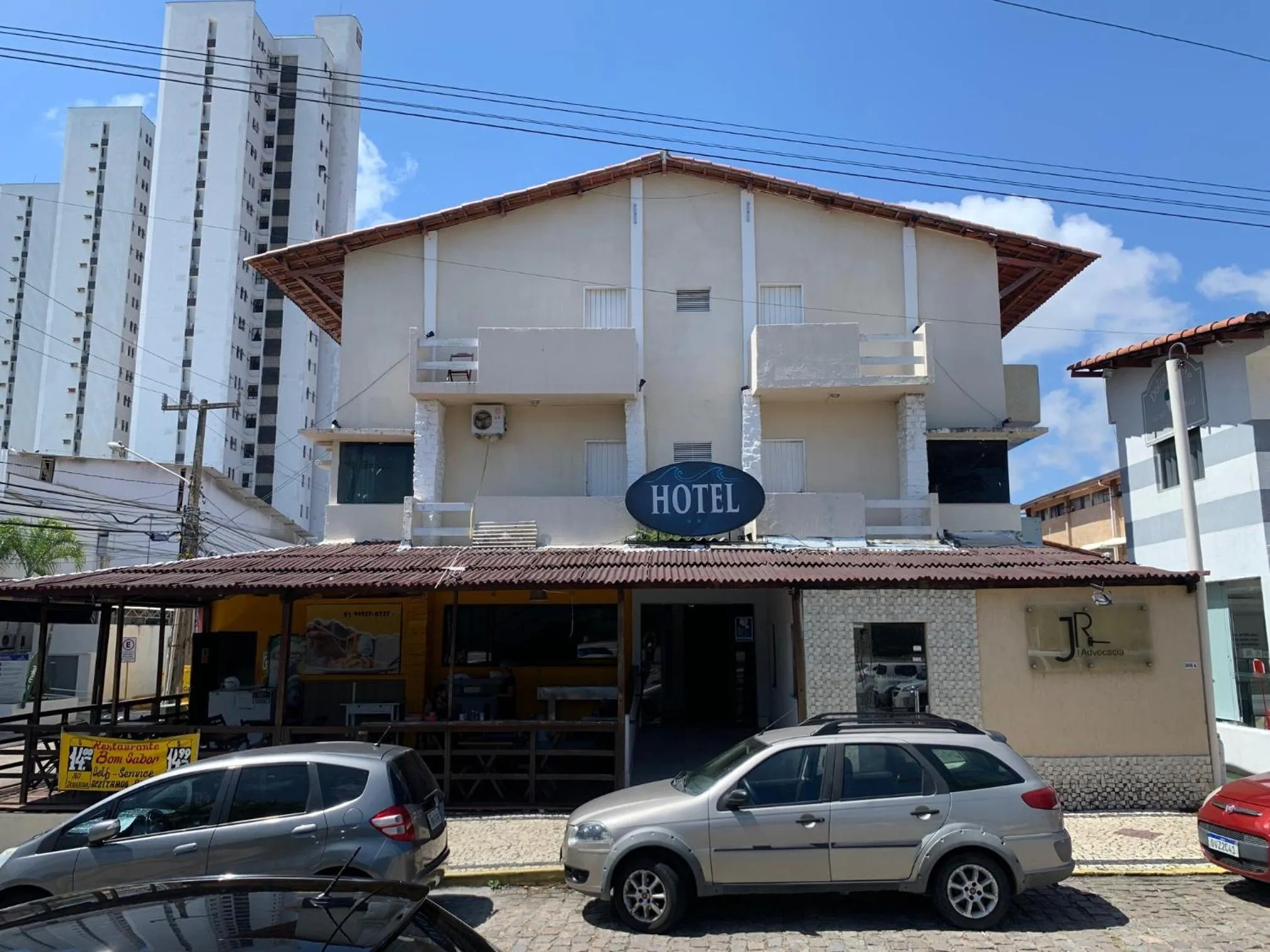 Facade/entrance in CP Hotel Economic