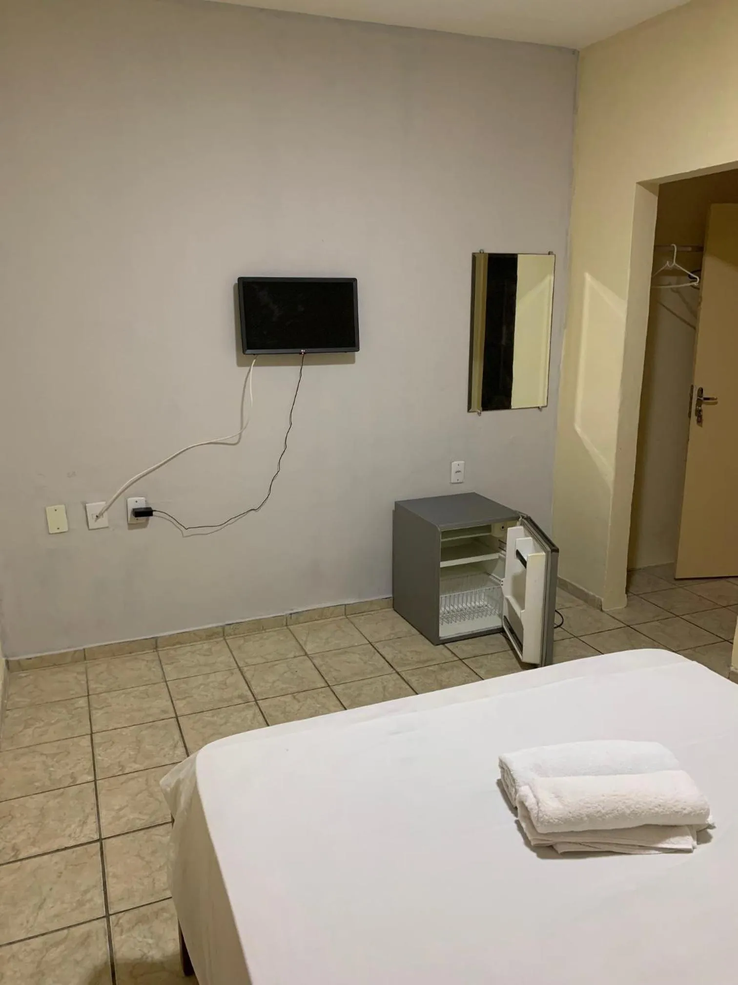 Bed in CP Hotel Economic