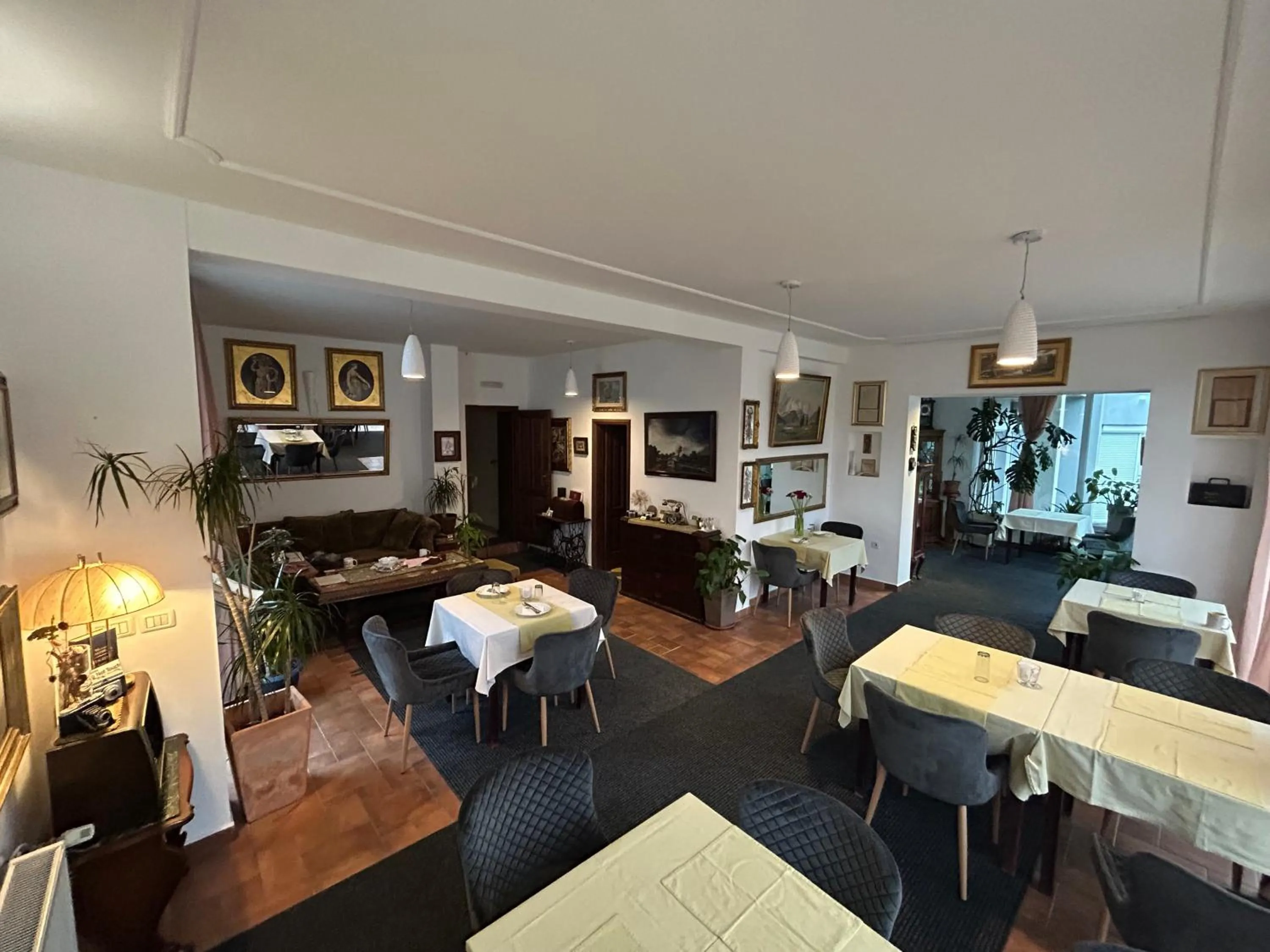 Dining area in Vila Vanda Vukovar