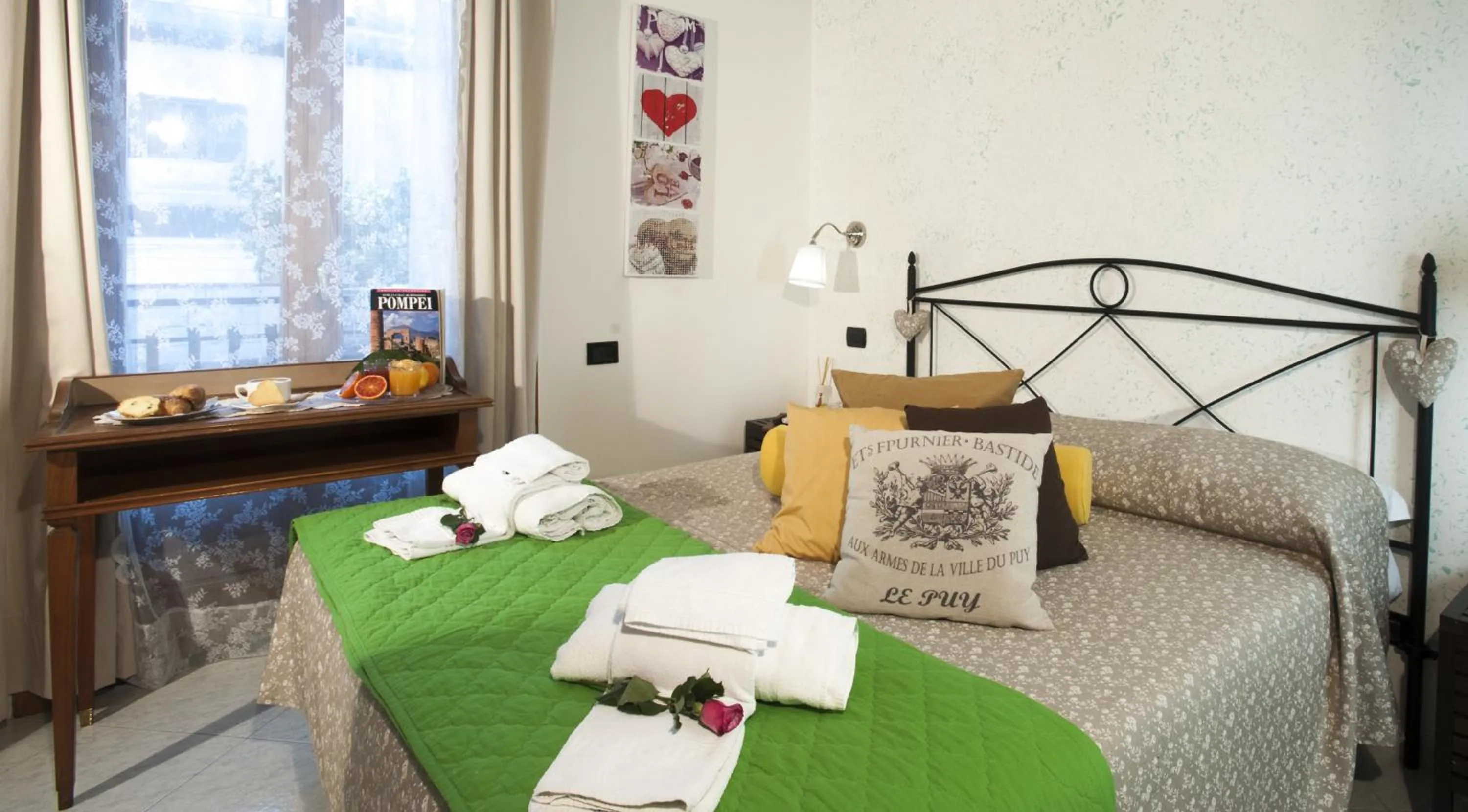 Photo of the whole room, Bed in B&B Elena