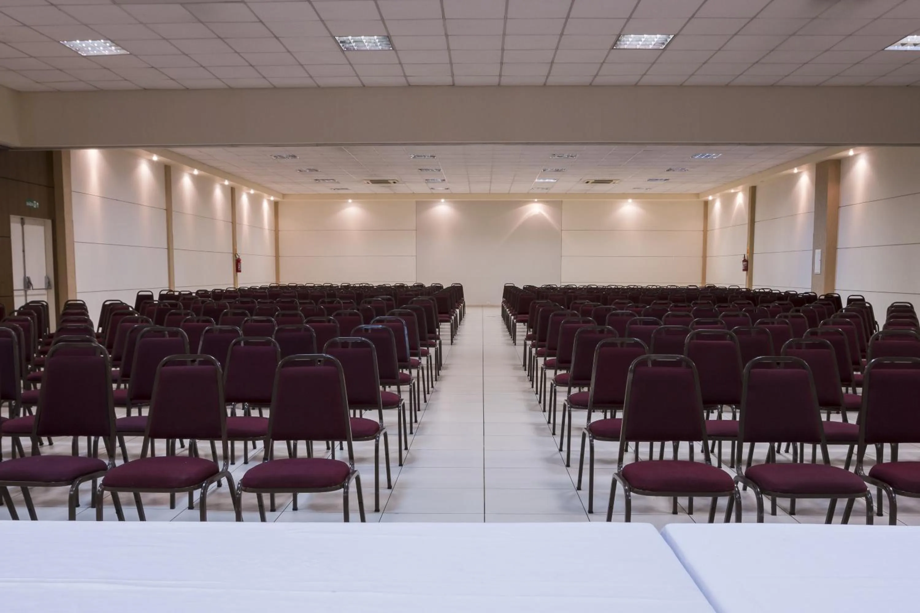 Business facilities in Hotel Caiuá