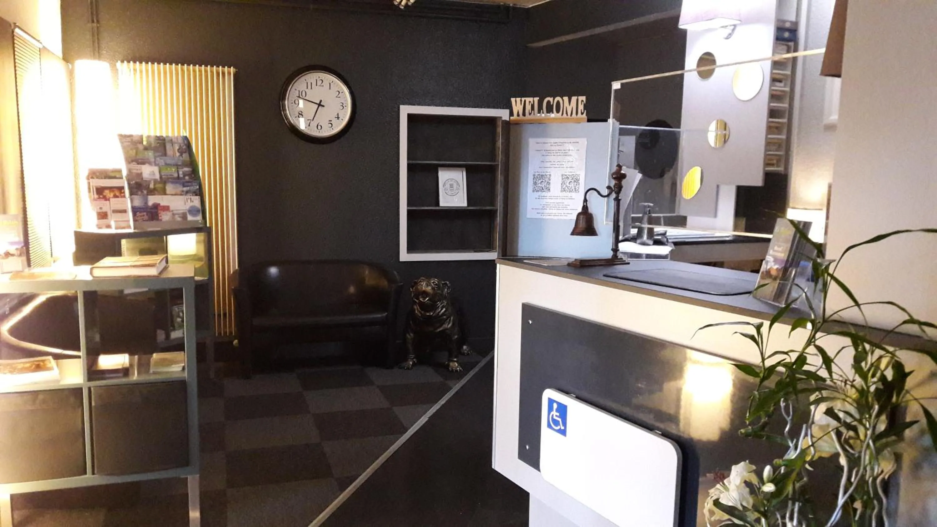 Lobby or reception in Le Relais Des Chateaux Forts