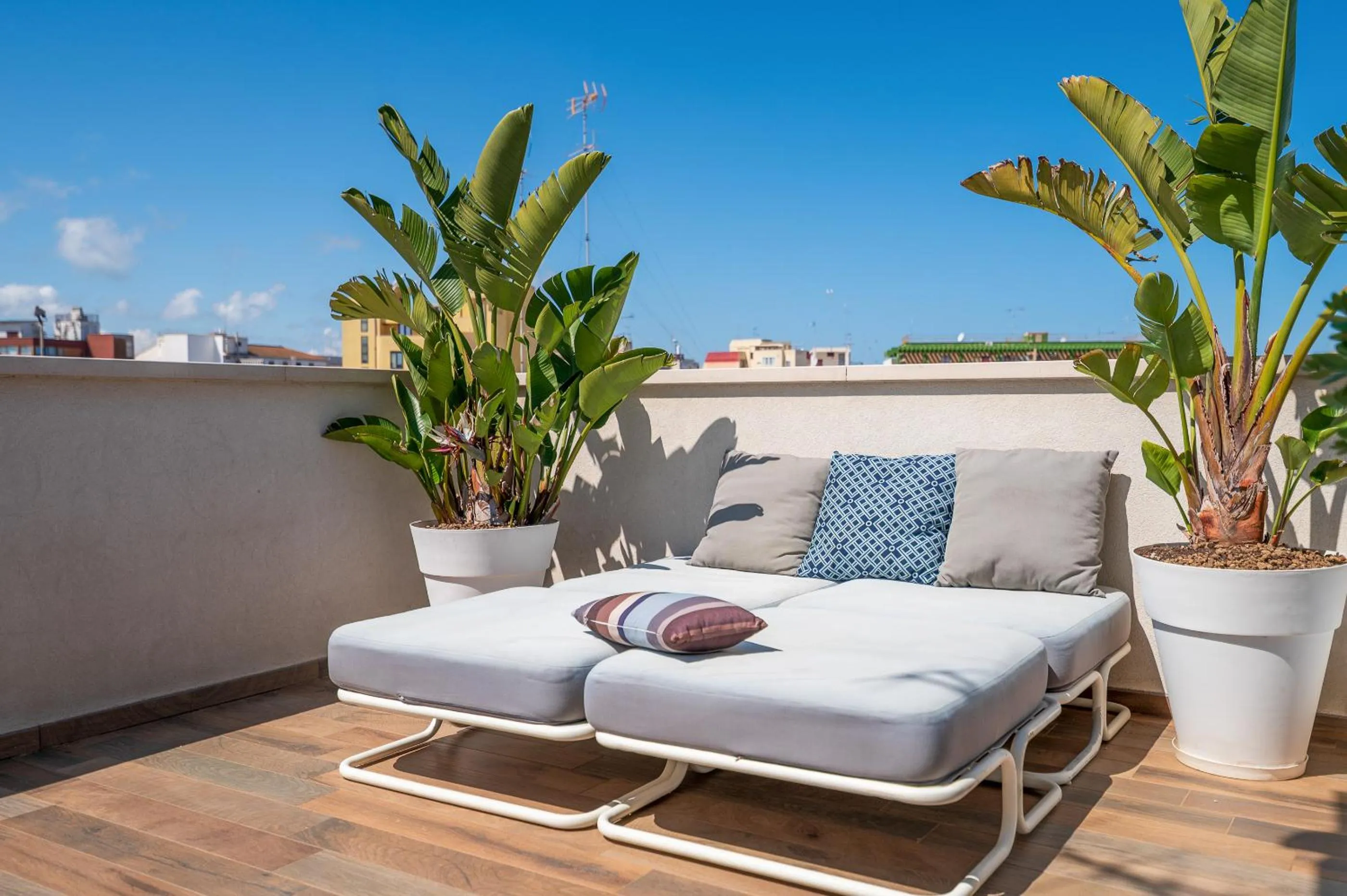 sunbed in Santo Stefano Raro Rooms Collection