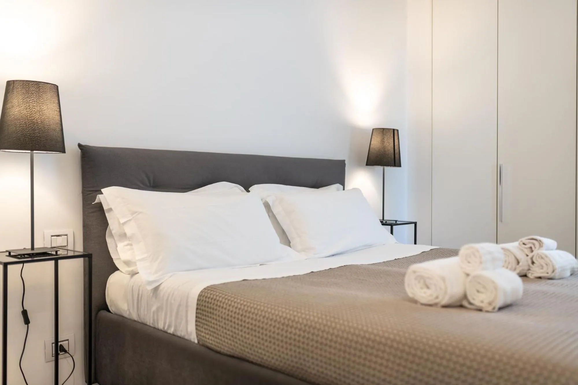 Bedroom, Bed in Santo Stefano Raro Rooms Collection