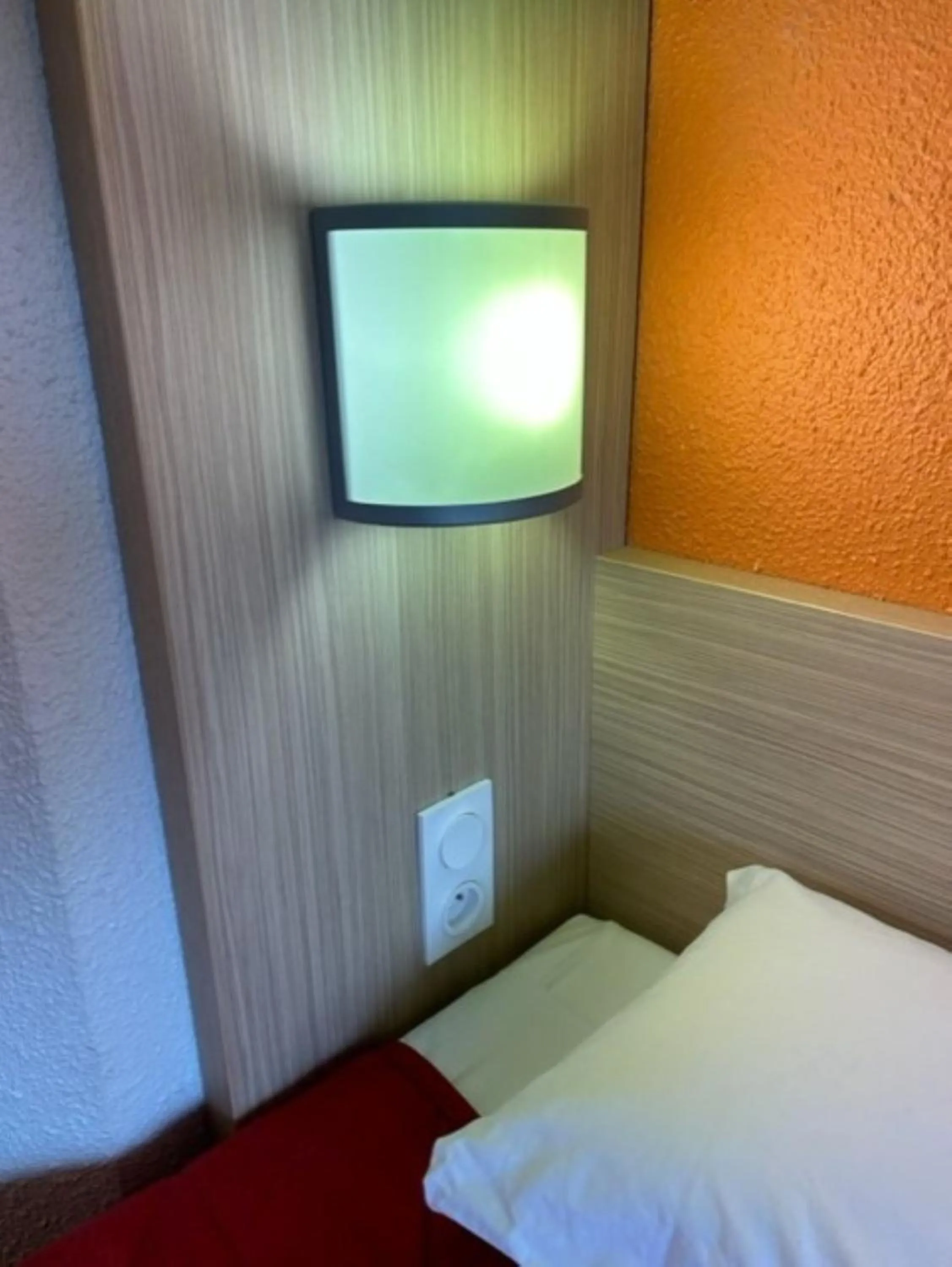 Bedroom, Bed in Premiere Classe Blois Nord