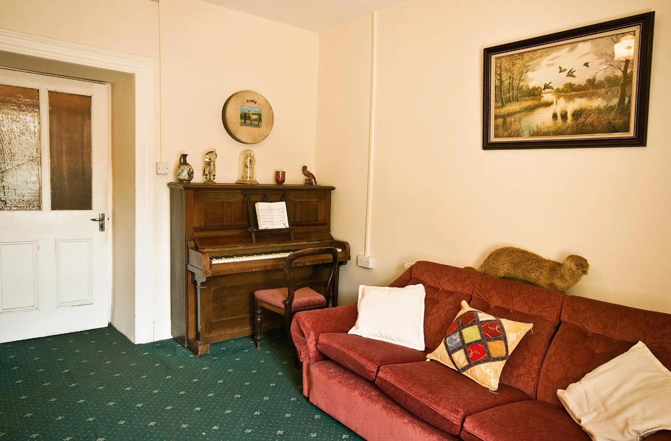 Communal lounge/ TV room in Castlehouse B&B