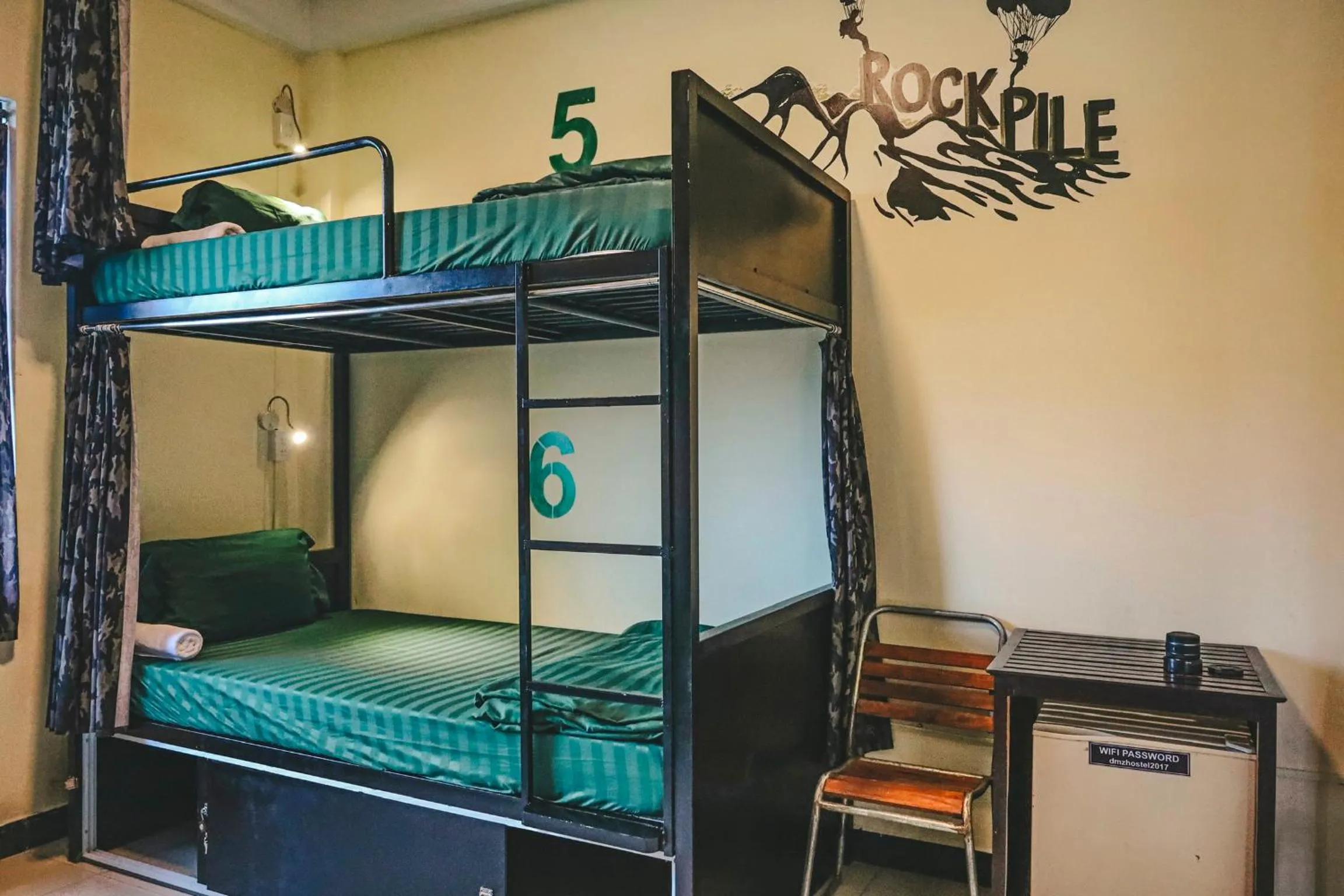 bunk bed, Bed in DMZ Hostel