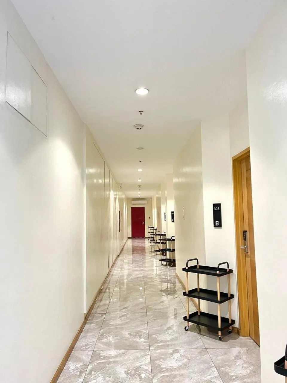 room service in Bravo Tanauan Hotel