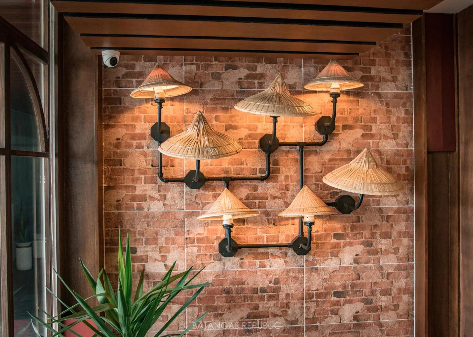 Restaurant/places to eat in Bravo Tanauan Hotel