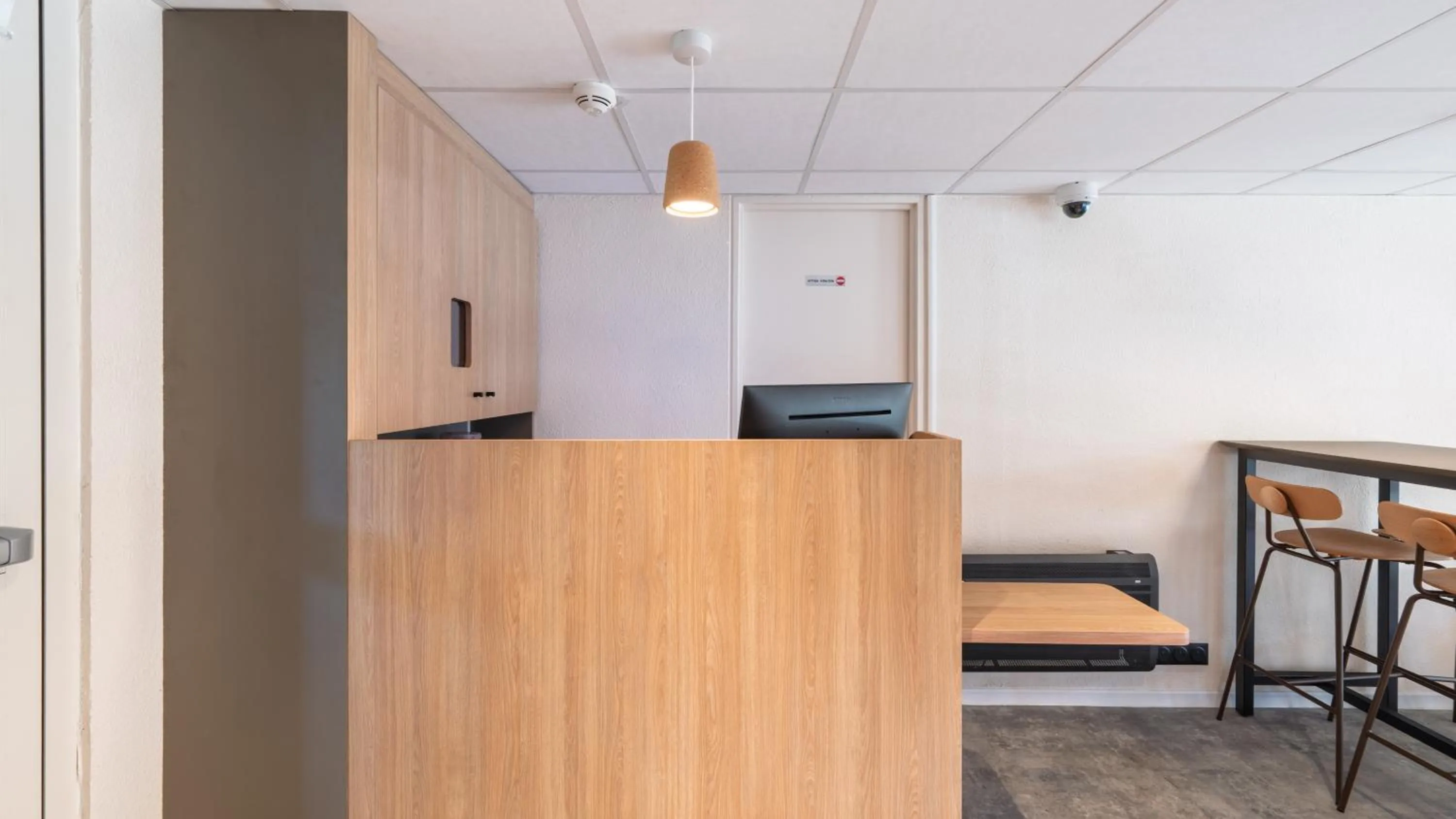 Lobby or reception in Premiere Classe Boissy St Leger