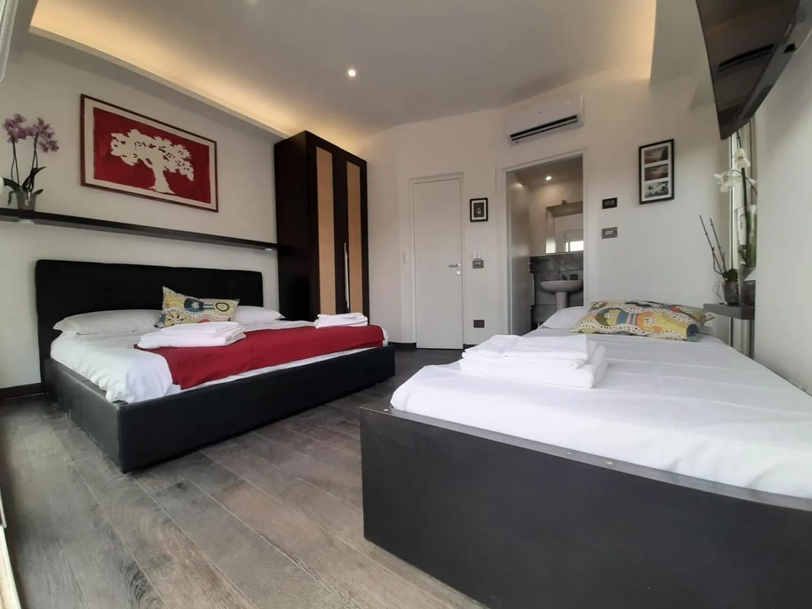 Bed in Place to Be&b