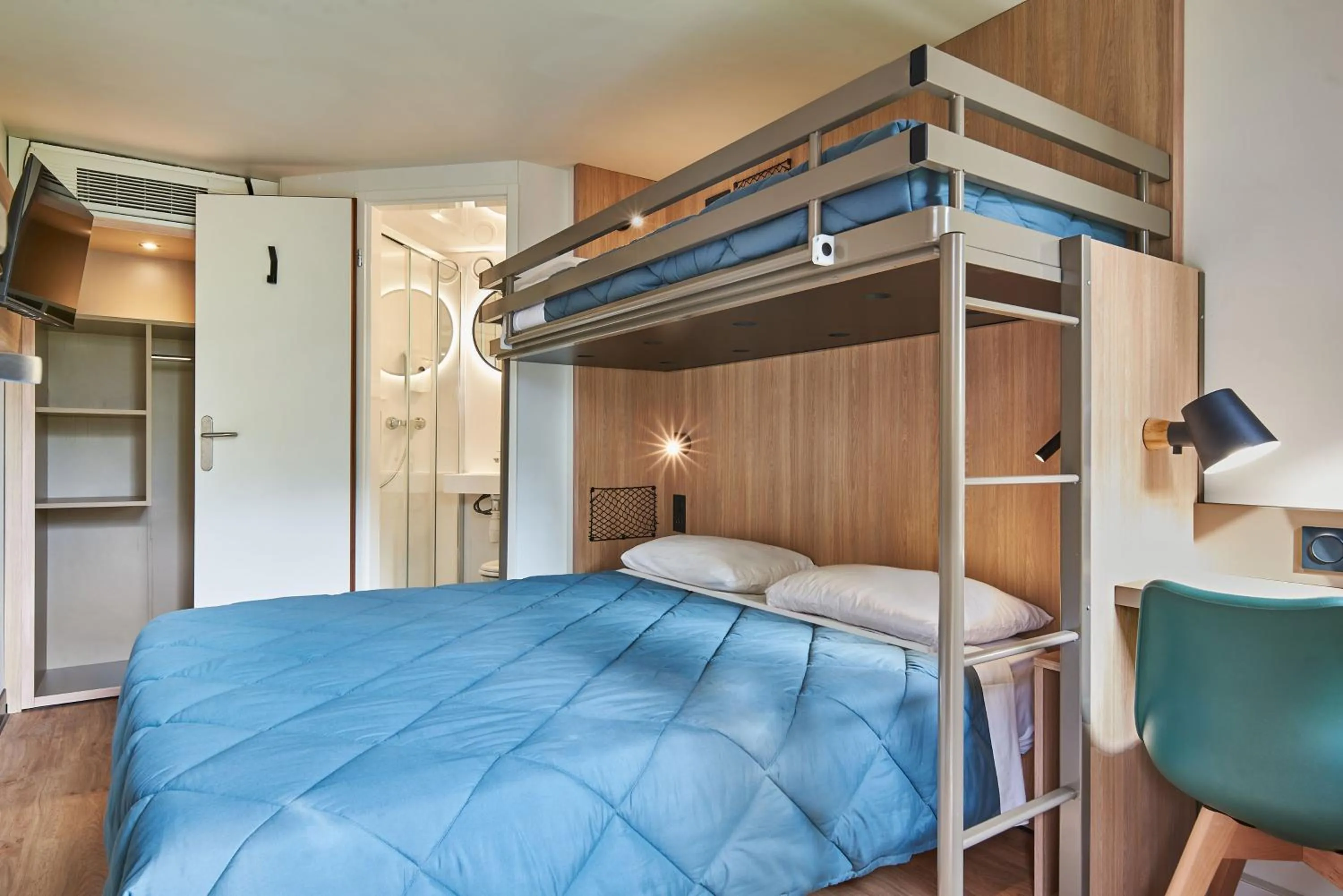 Photo of the whole room, Bed in Premiere Classe Bordeaux Sud Villenave D'ornon