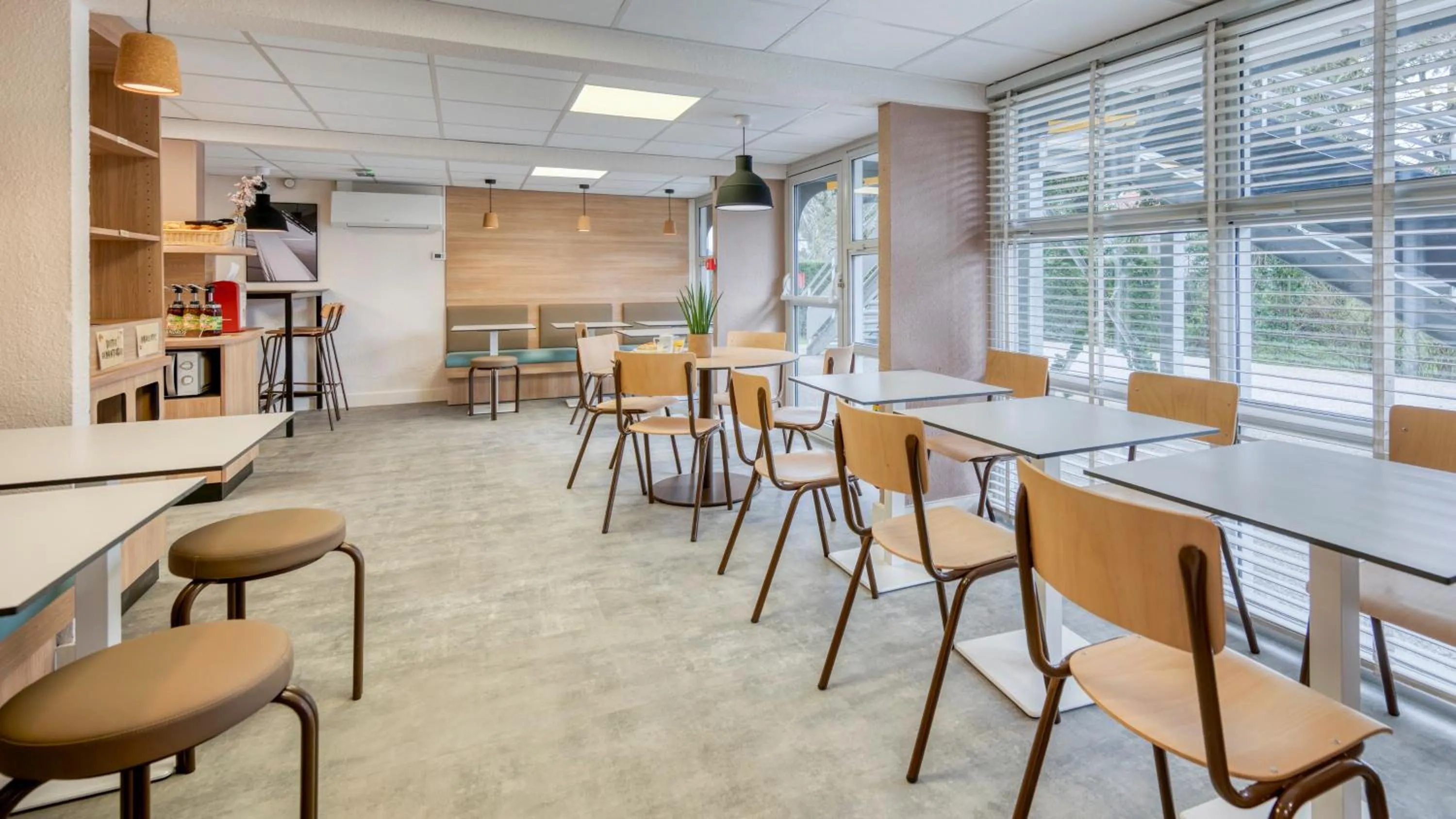 Restaurant/places to eat in Premiere Classe Bordeaux Sud Villenave D'ornon