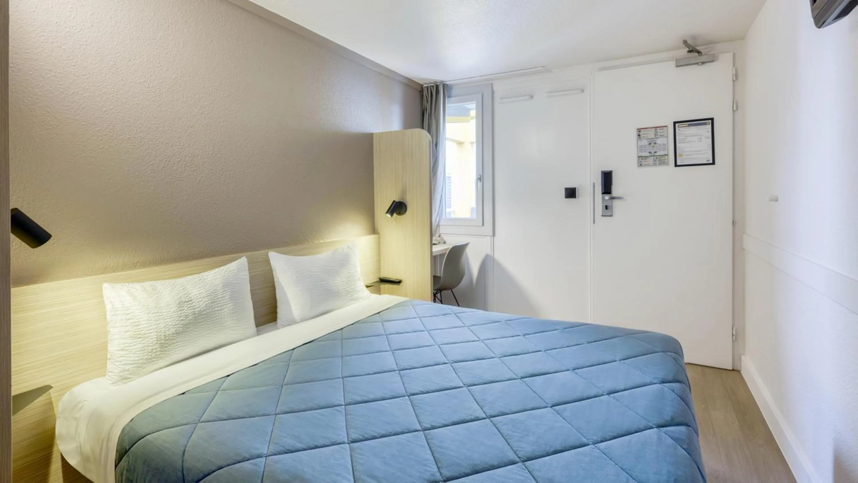 Bed in Premiere Classe Bordeaux Sud Villenave D'ornon