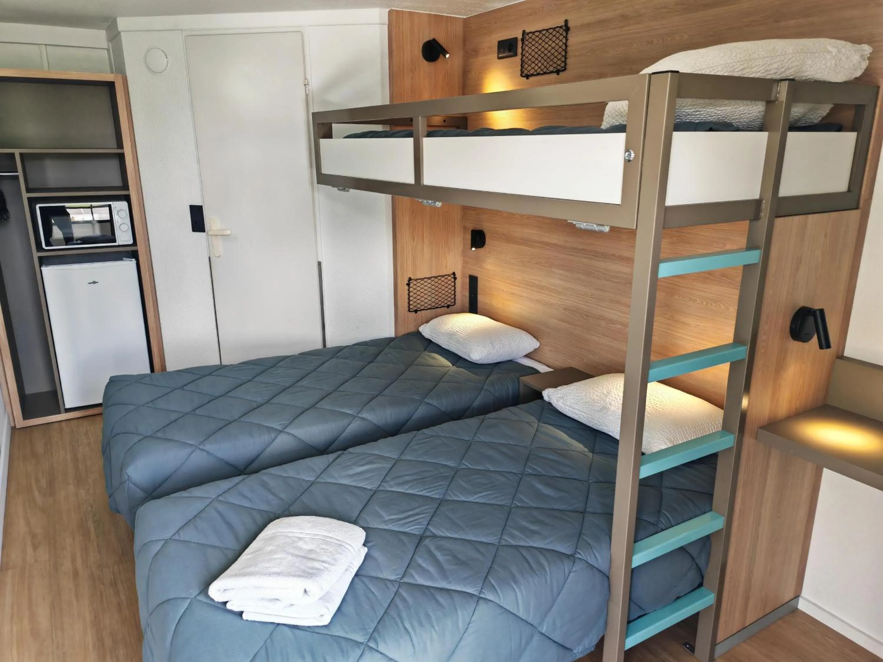 Bed in Premiere Classe Dunkerque Est Armbouts Cappel