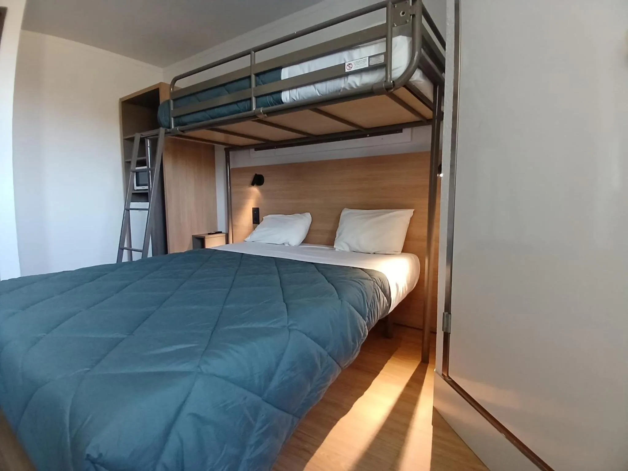 Bed in Premiere Classe Dunkerque Est Armbouts Cappel