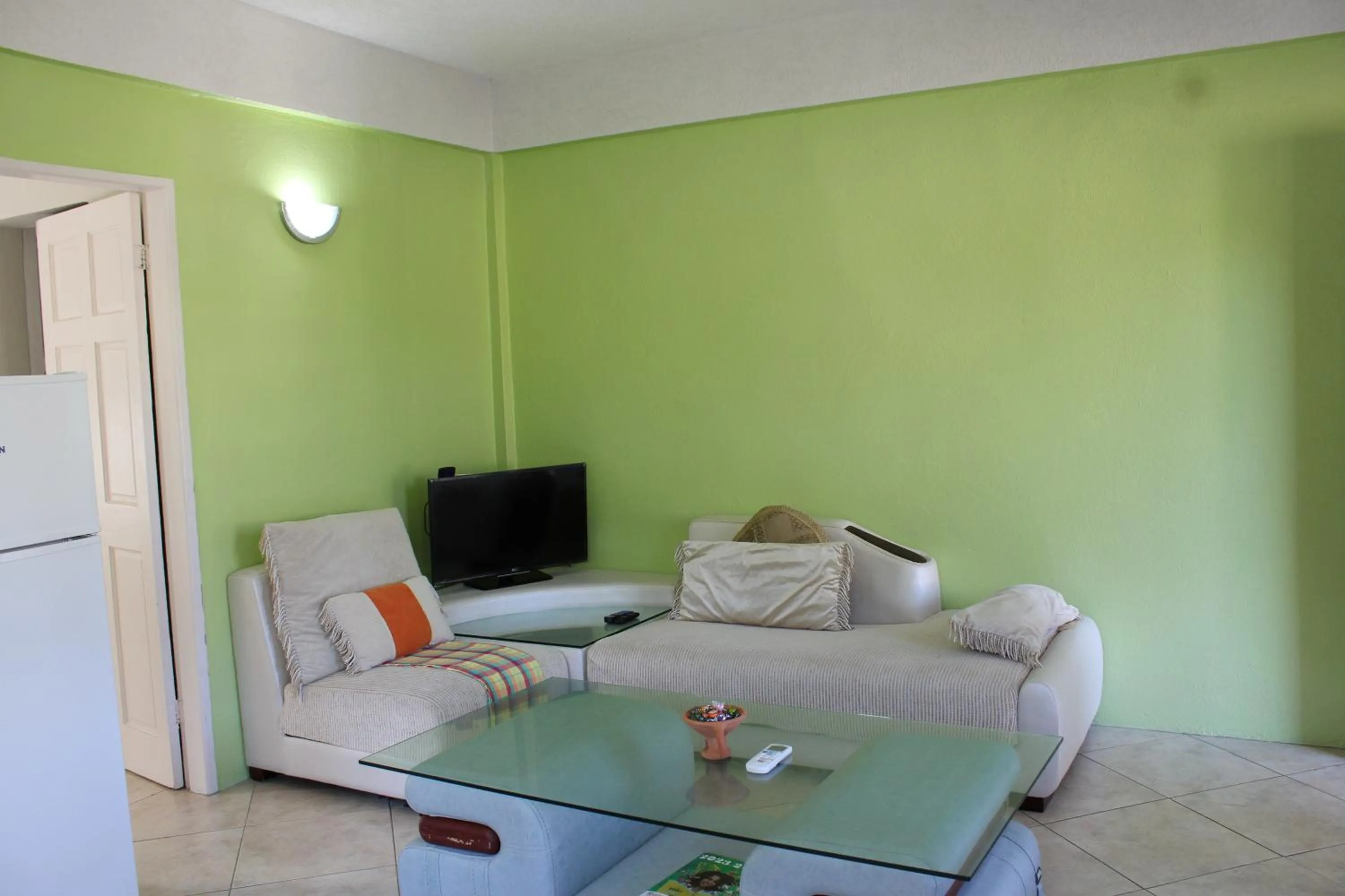 TV and multimedia in Rejens Hotel