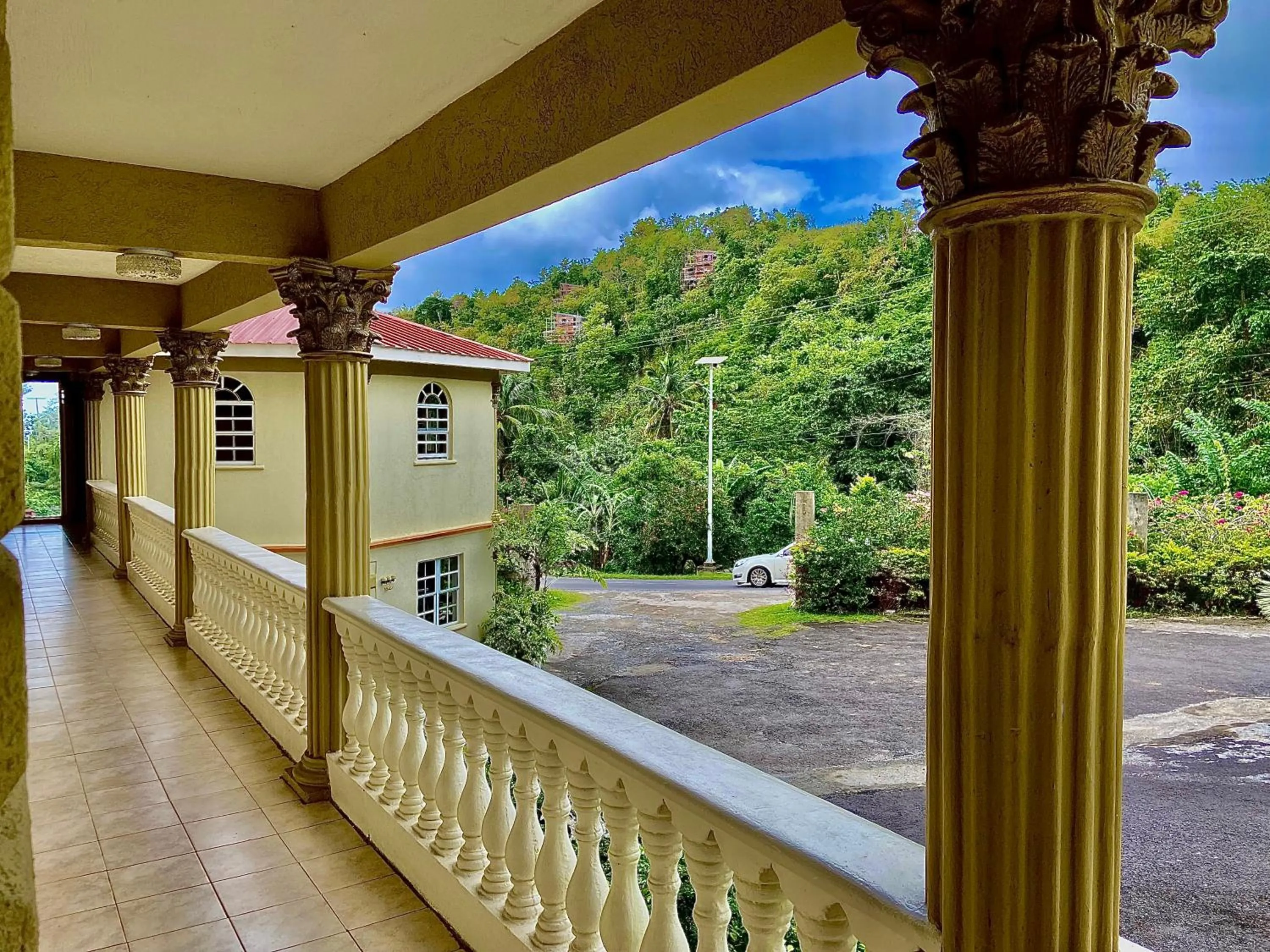 Balcony/Terrace in Rejens Hotel