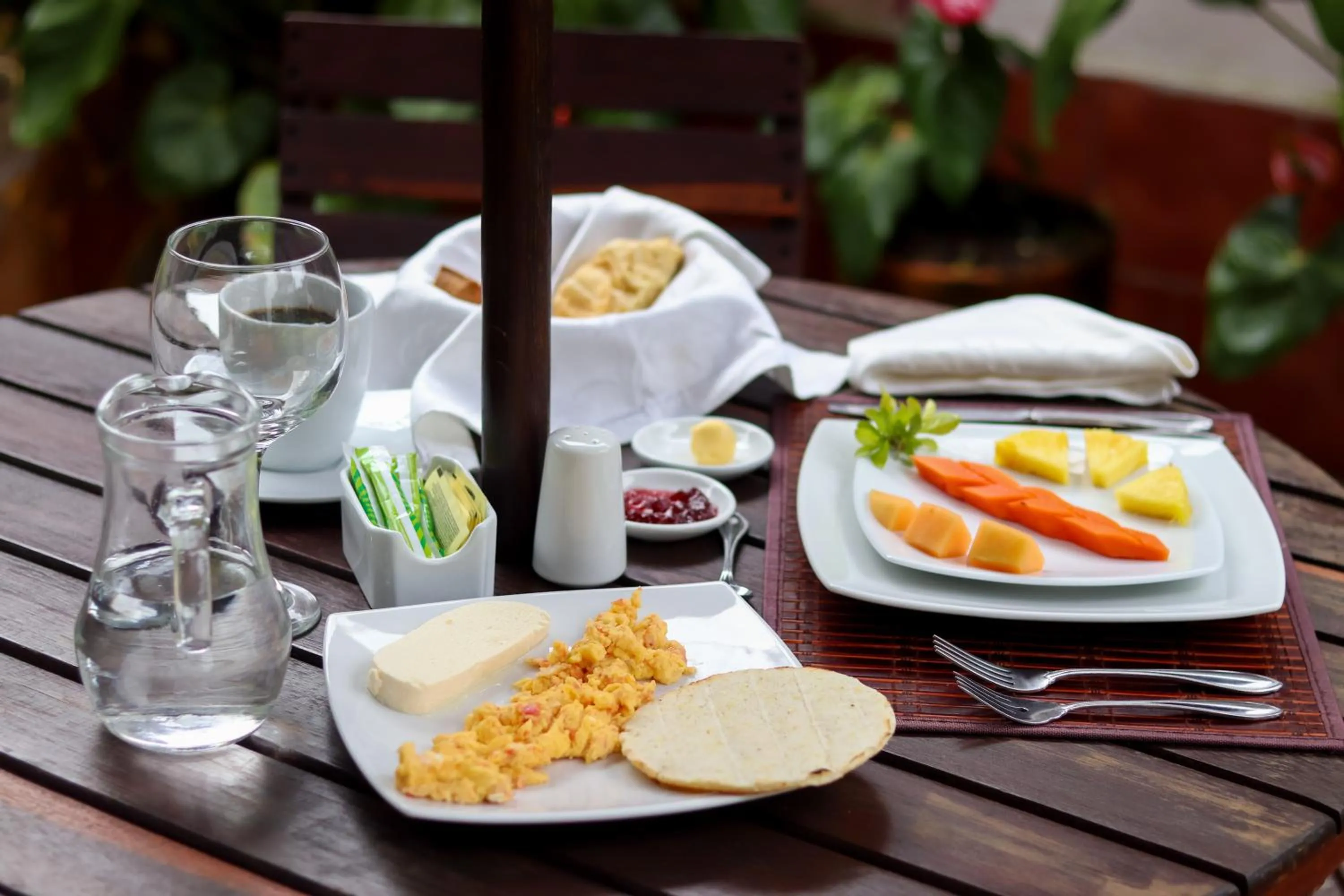 Breakfast in Casa Lola Hotel Boutique