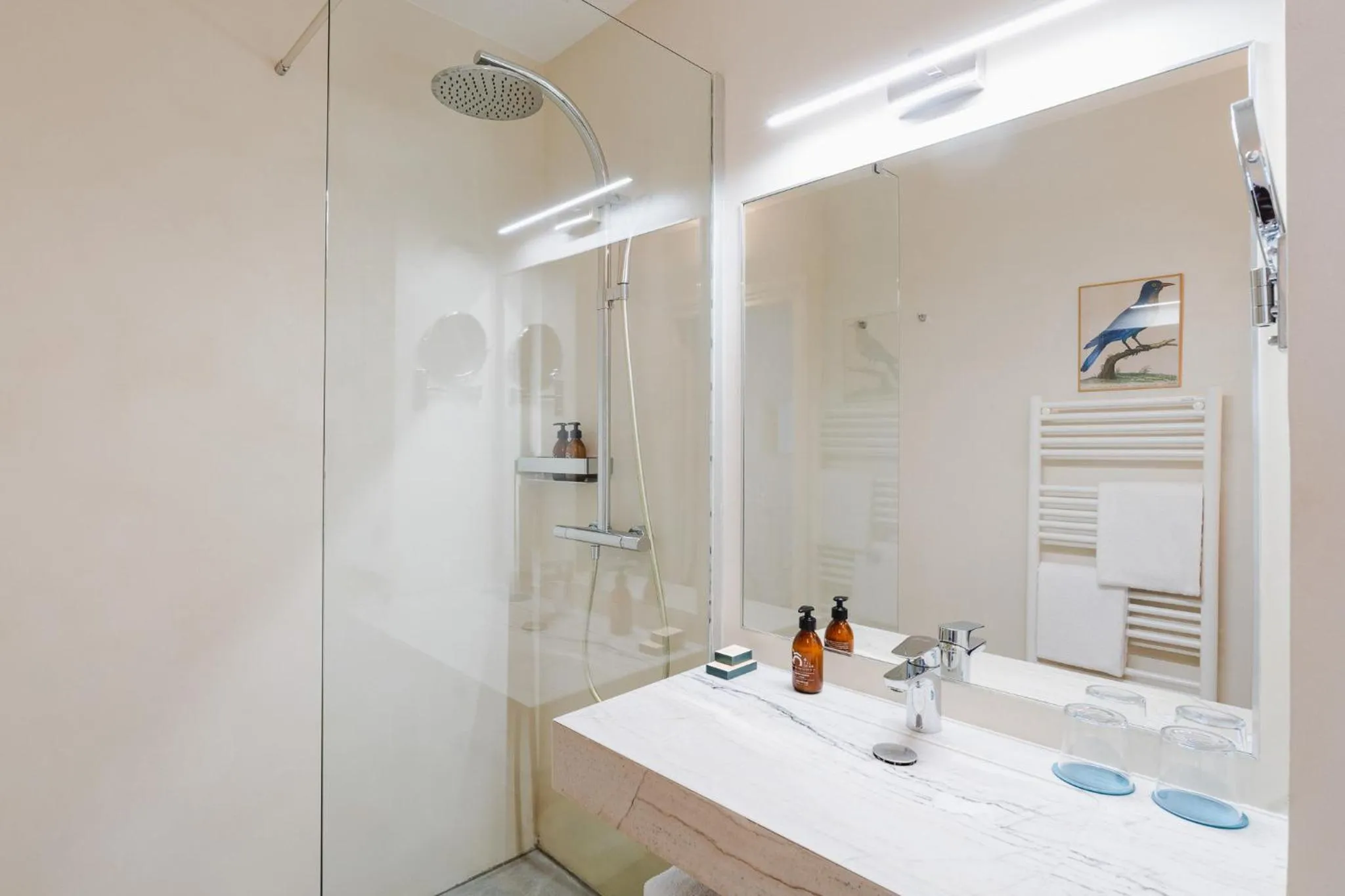 Shower in Hotel Edouard VII