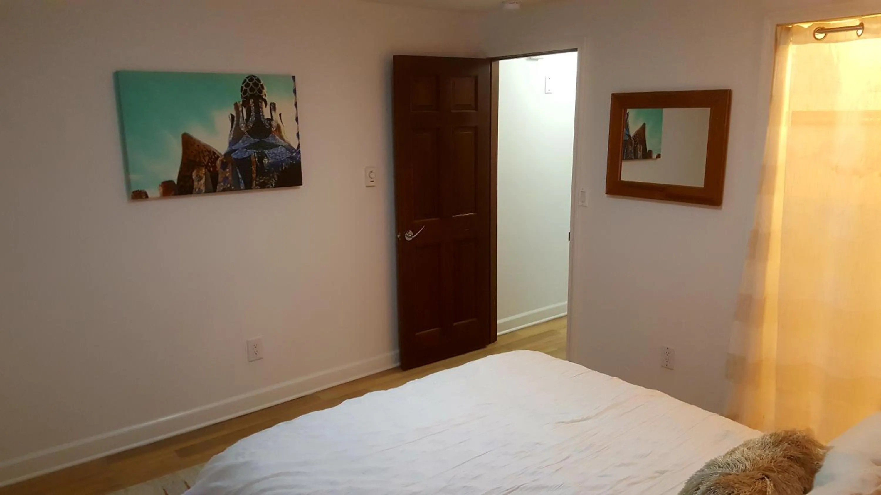 Bed in Water View Home