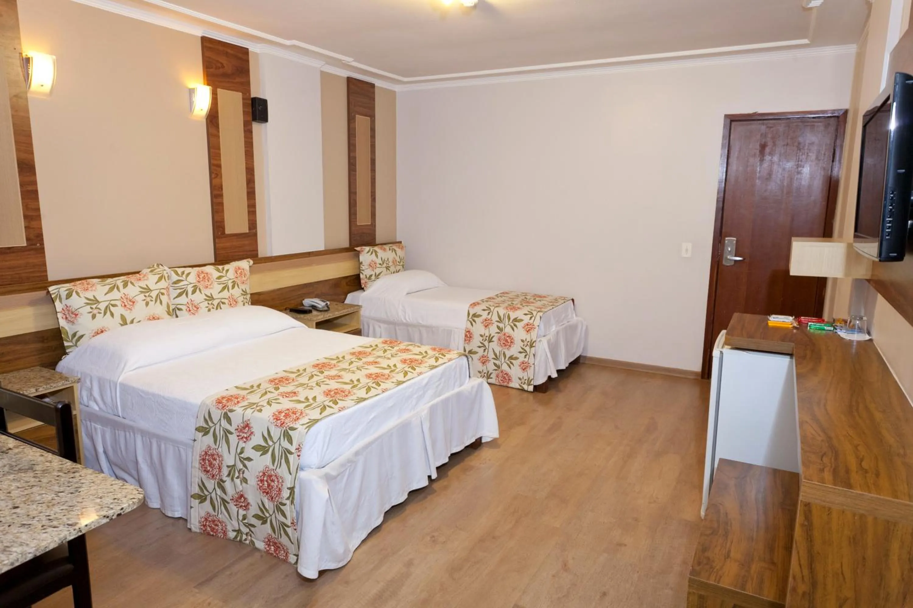 Bed in Laguna Plaza Hotel