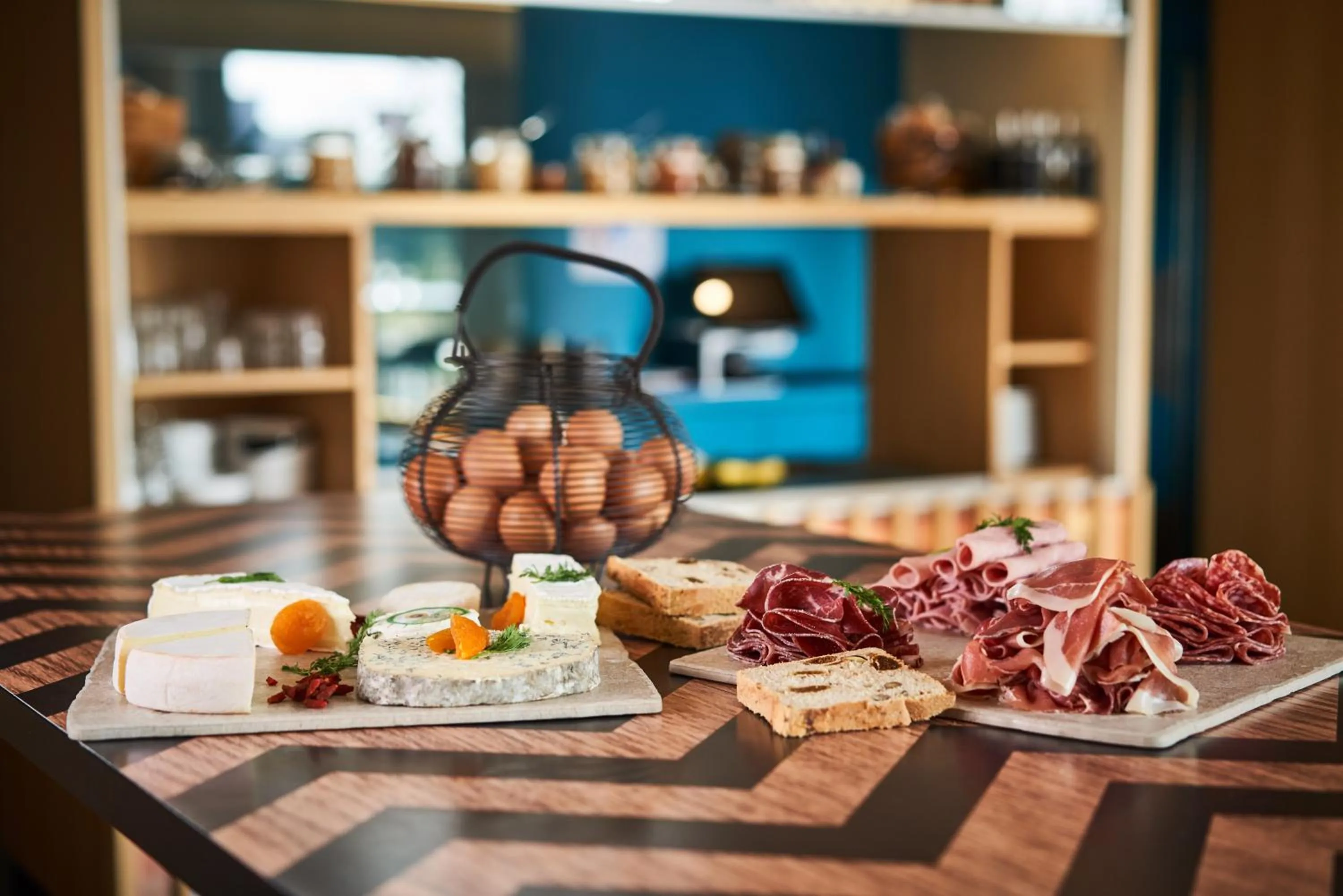 Buffet breakfast in Mercure Lyon Genas Eurexpo