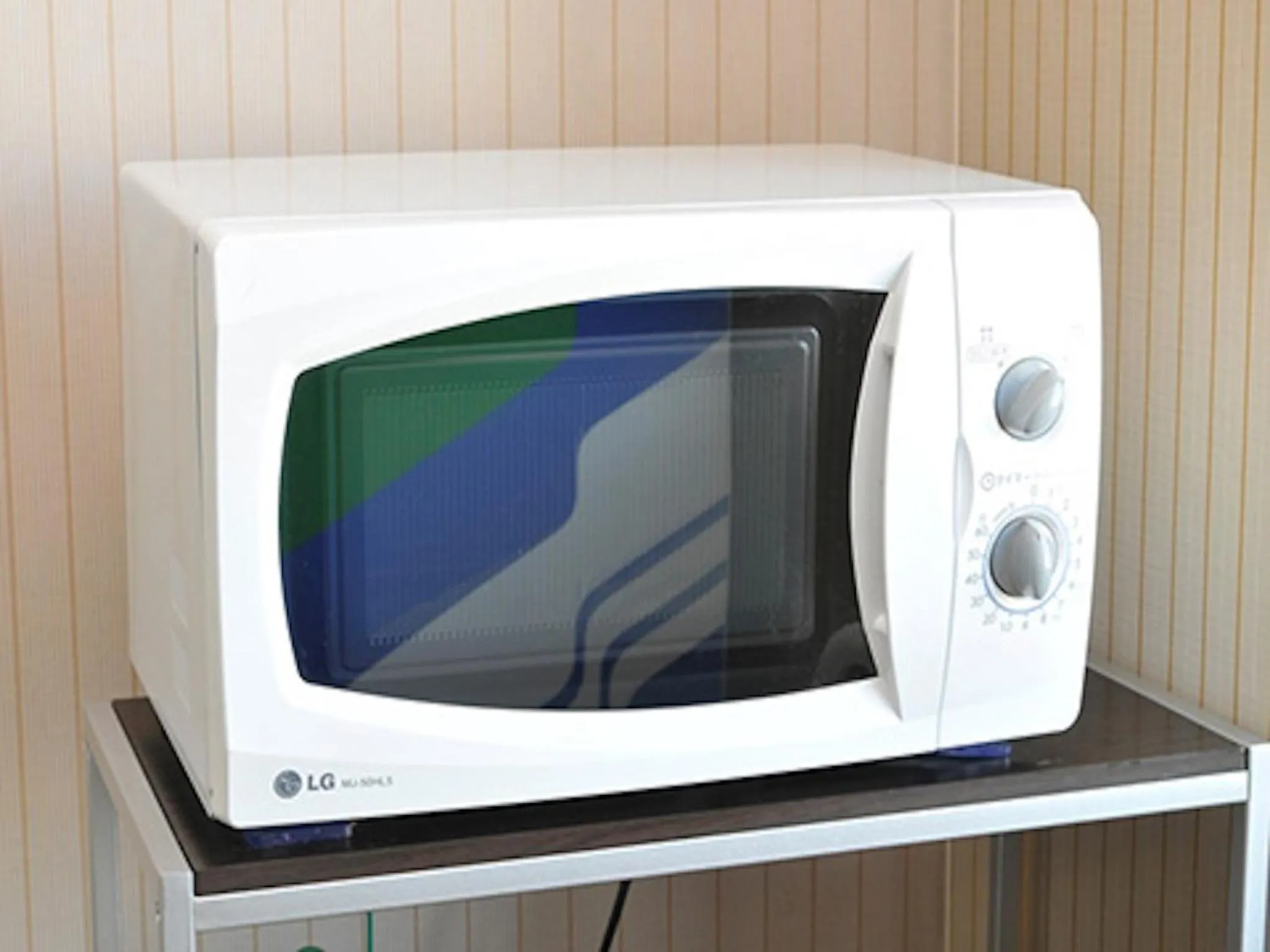 Communal lounge/ TV room in Hotel Shibukawa Hills