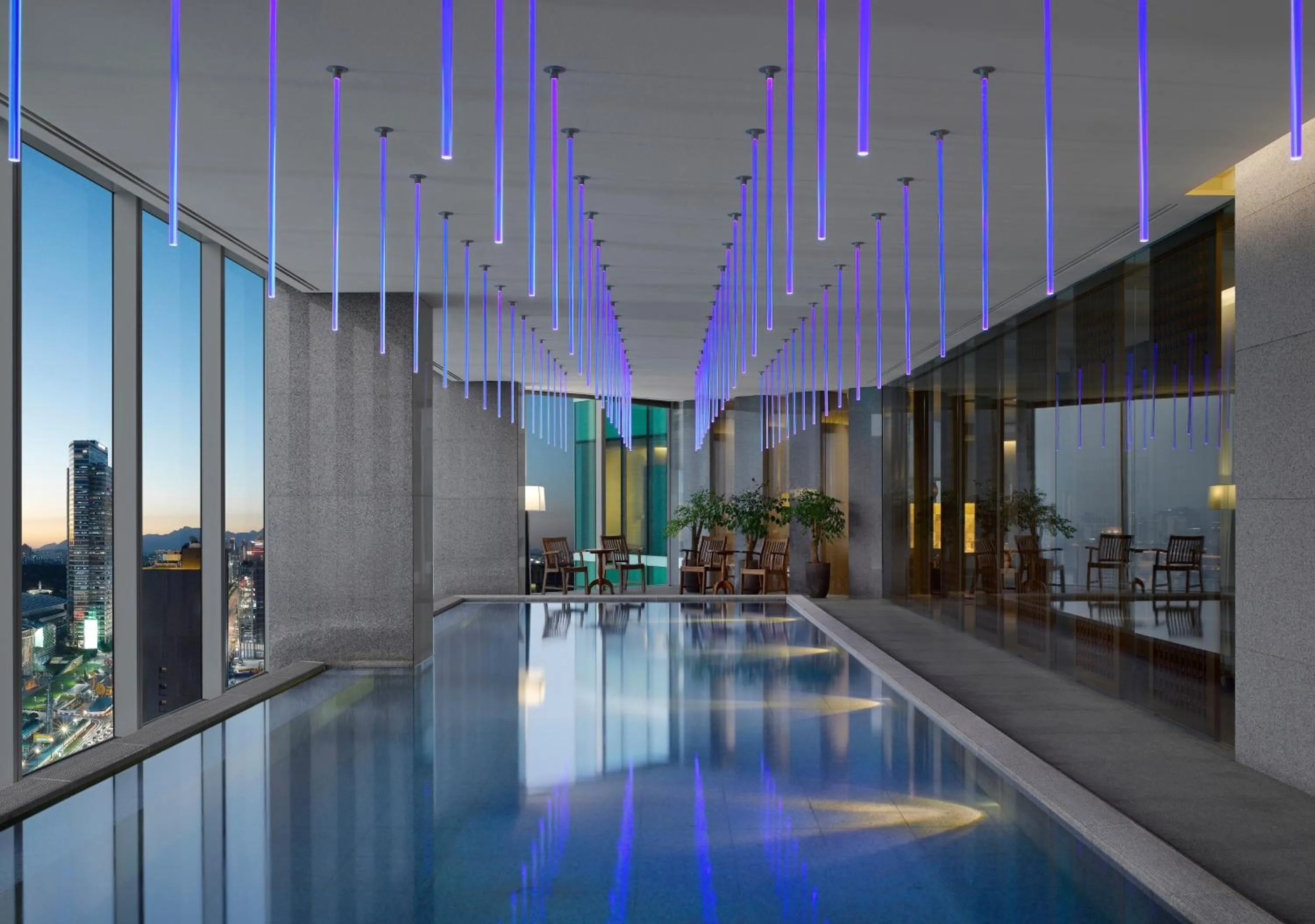 Swimming pool in Park Hyatt Seoul