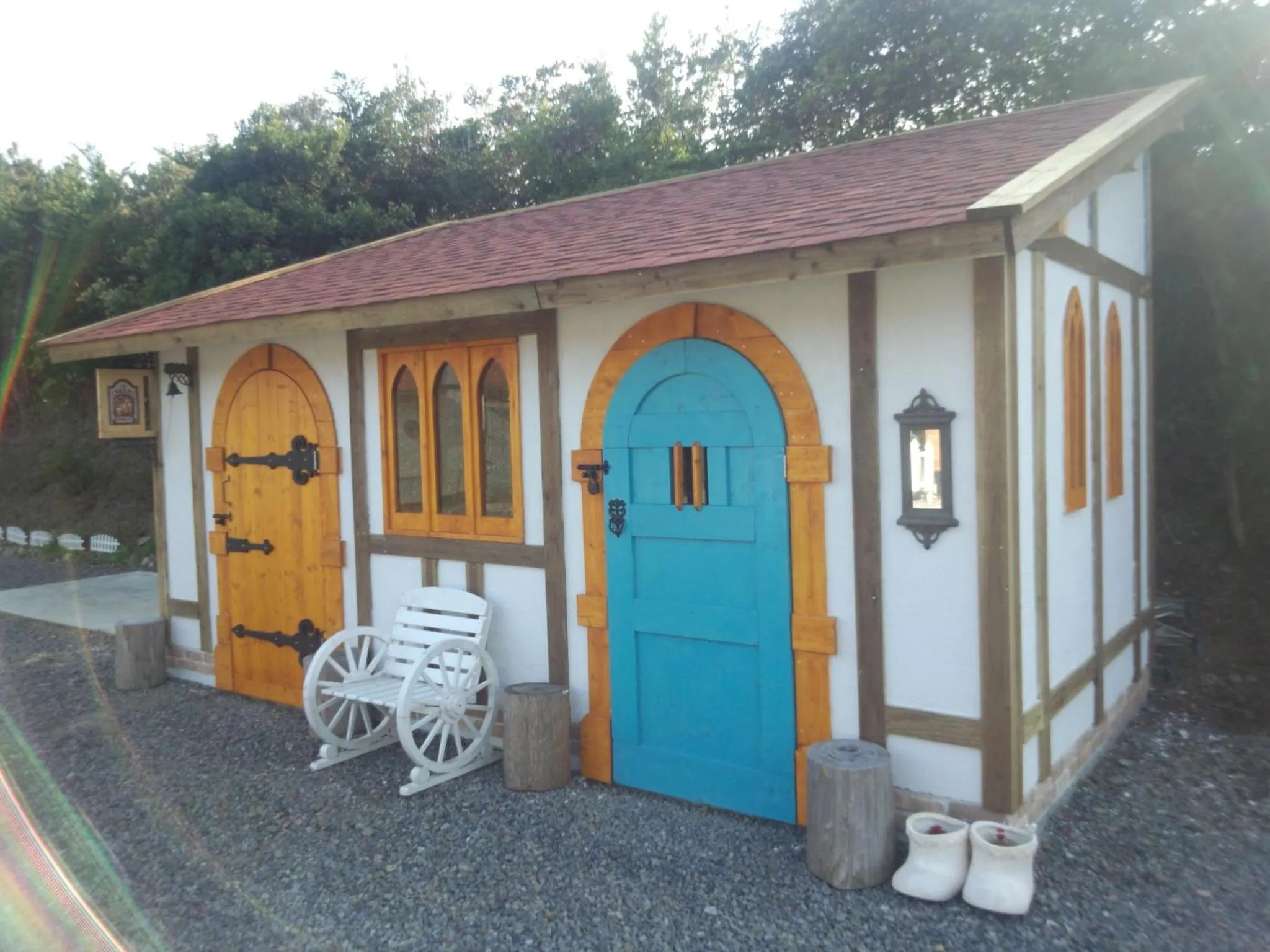 On-site shops in Cottage Morinokokage