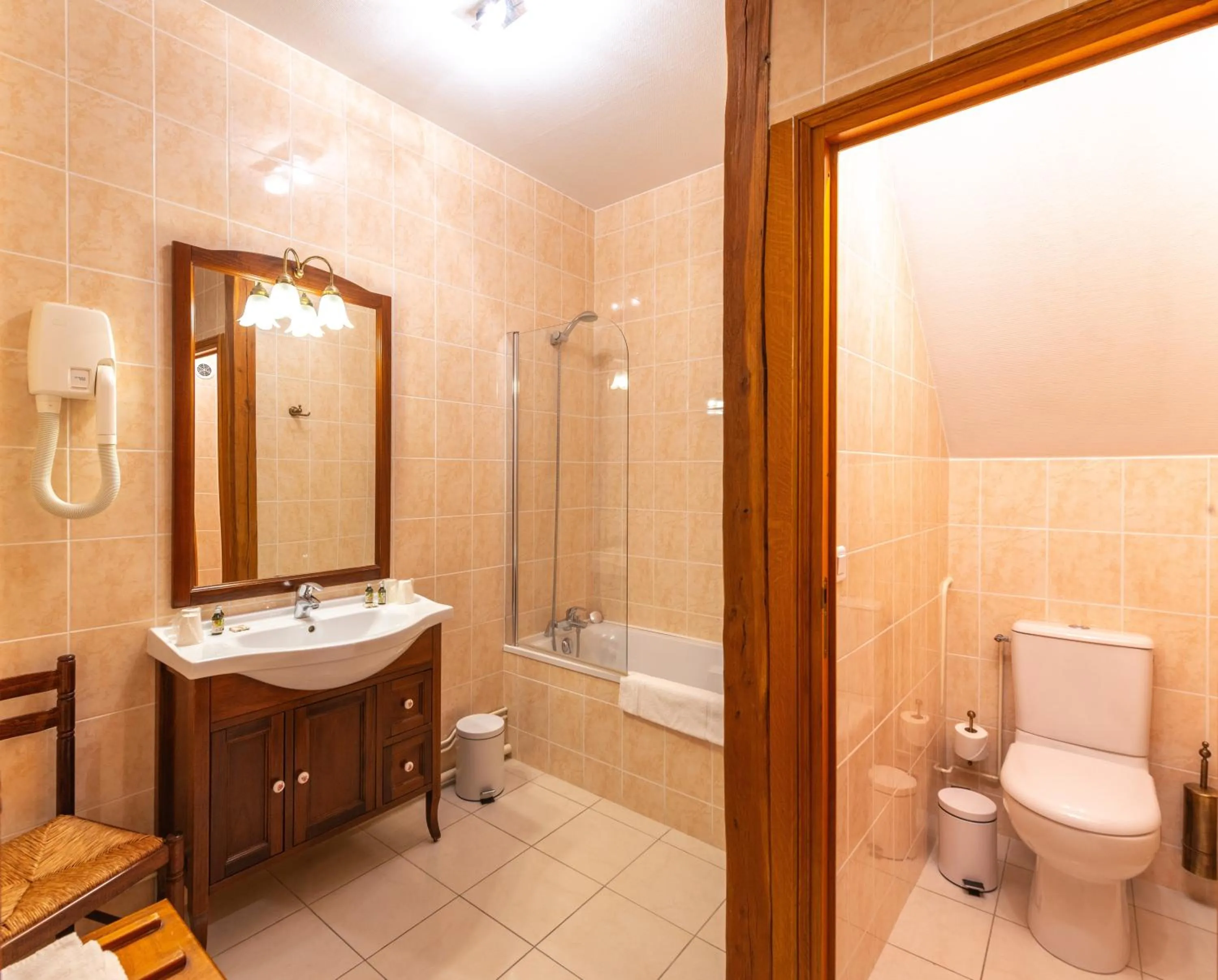 Bathroom in Logis Hotel de La Cloche