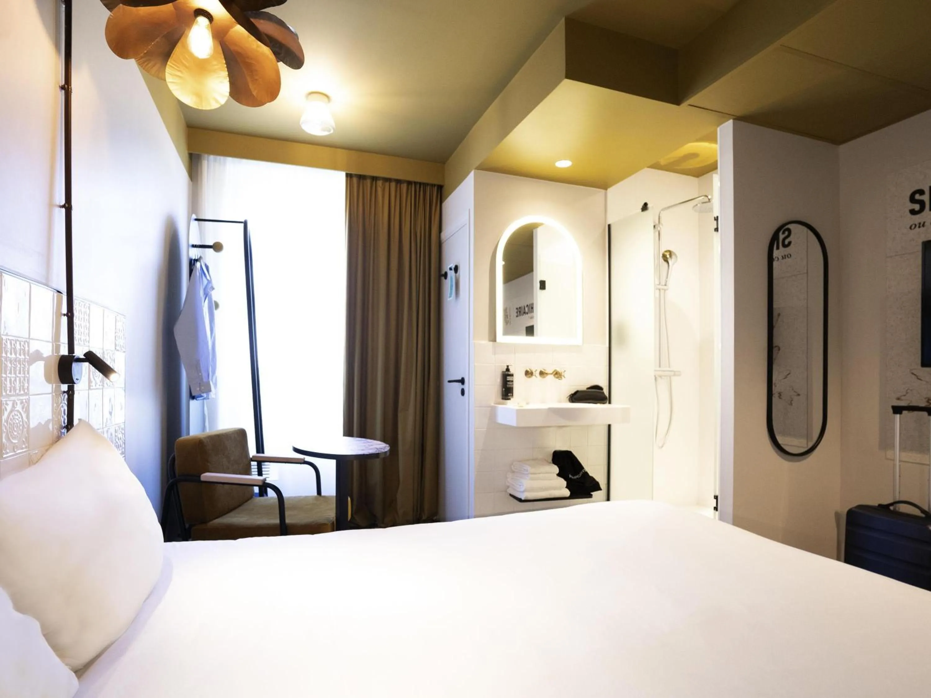 Property building, Bed in ibis Styles Paris Gare De Lyon TGV