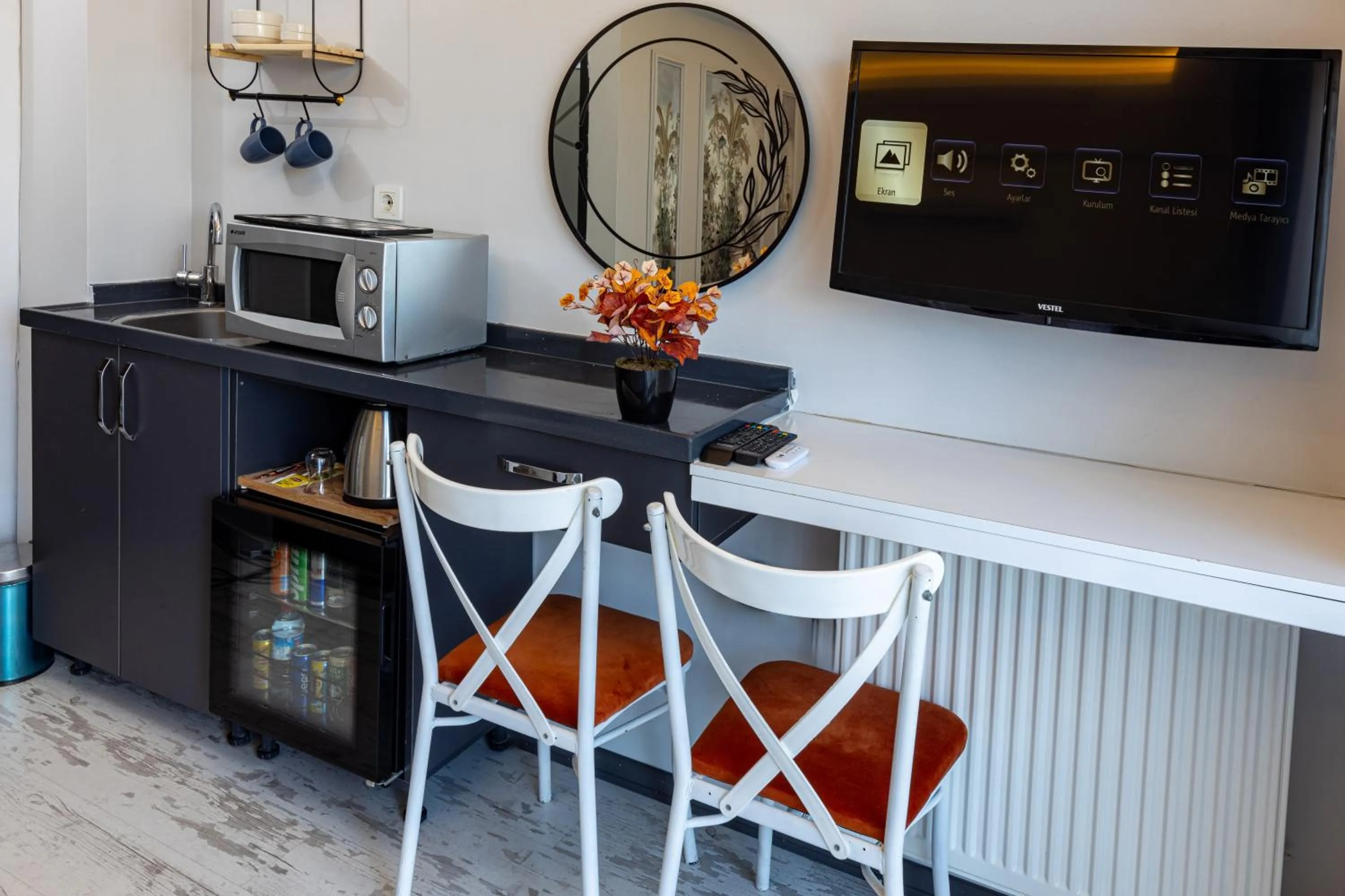 Kitchen or kitchenette in APOLLO HOTEL & APARTMENtS