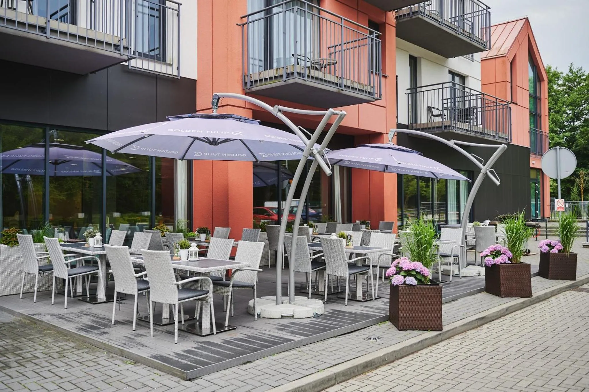 Restaurant/places to eat in Golden Tulip Gdańsk Residence