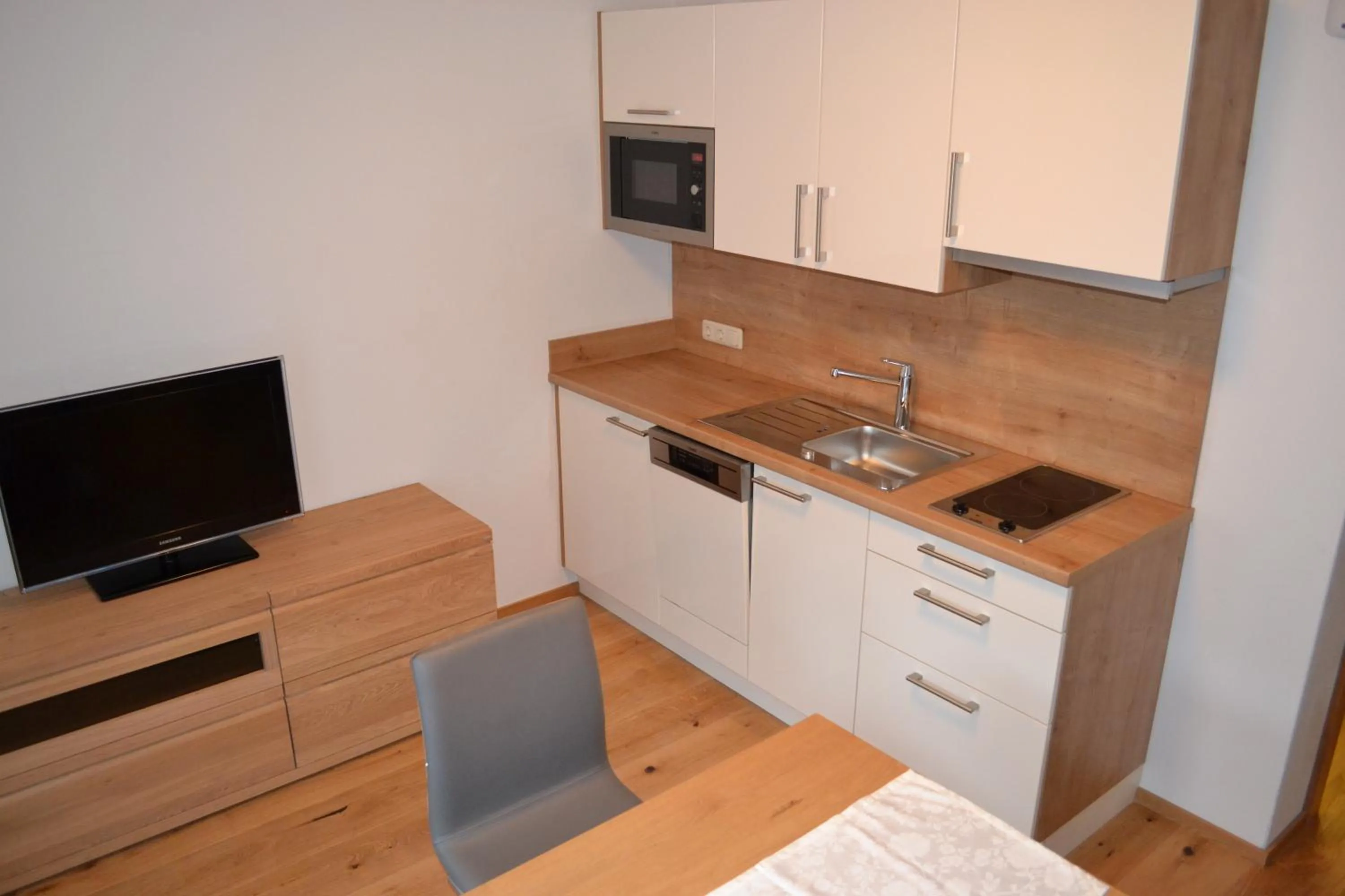 Kitchen or kitchenette in Haus Kathrin