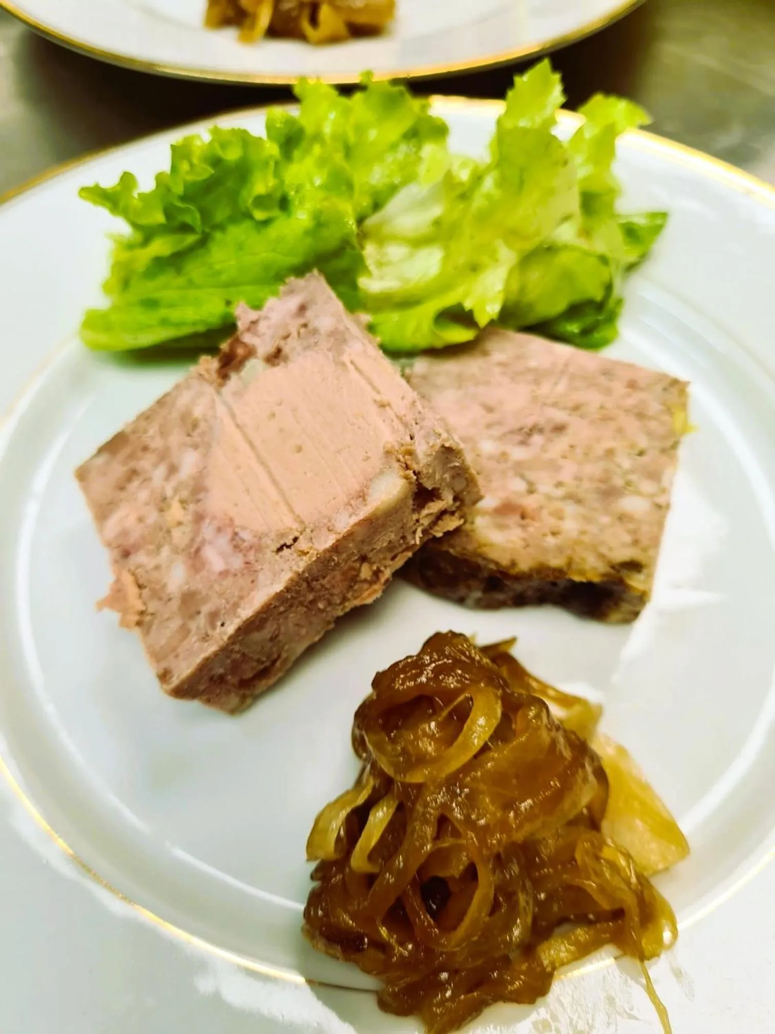 Restaurant/places to eat in Logis Hôtel Le Boudoir