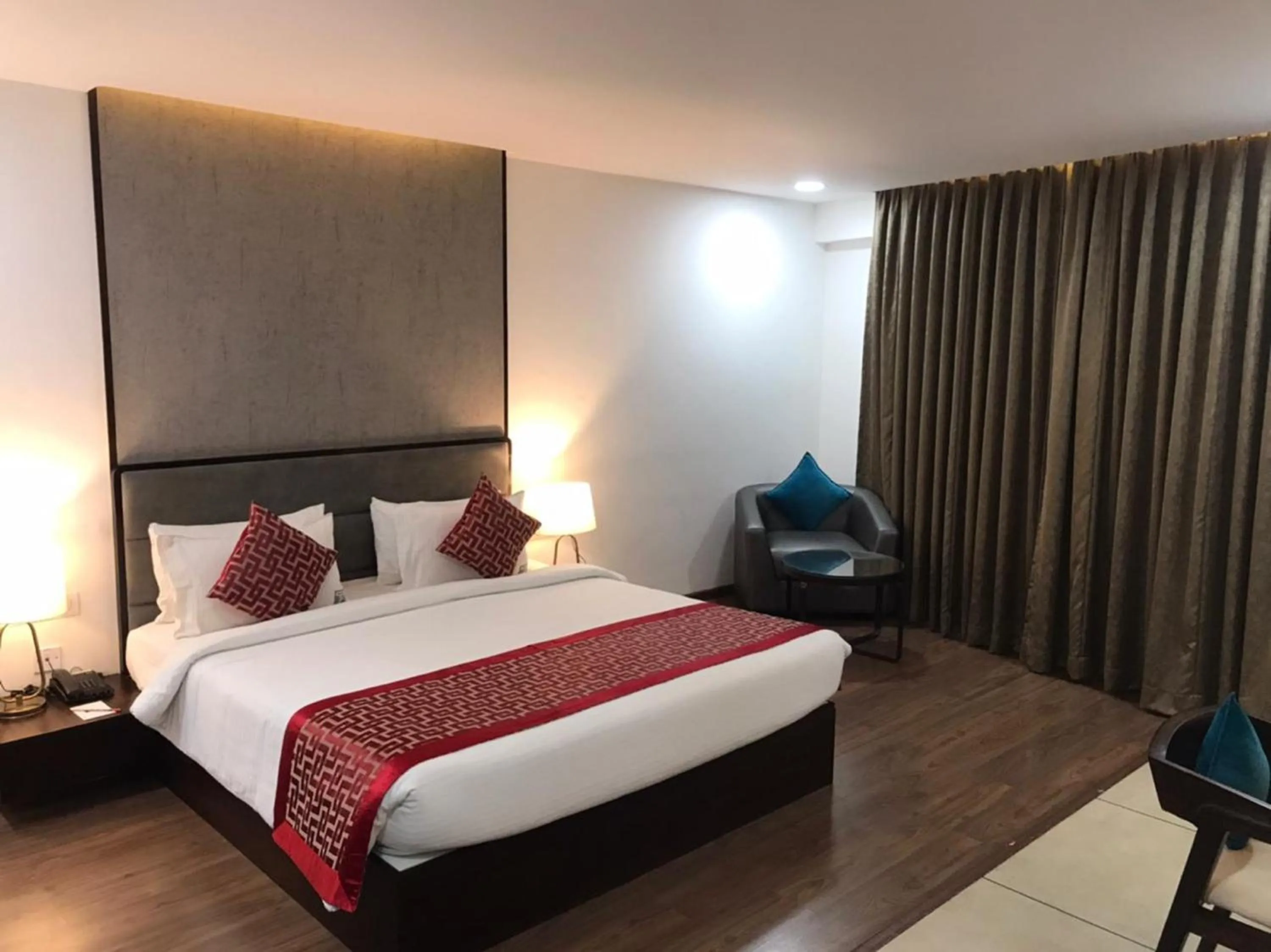 Bed in The Terrace by Ladder Mgd by Citrine