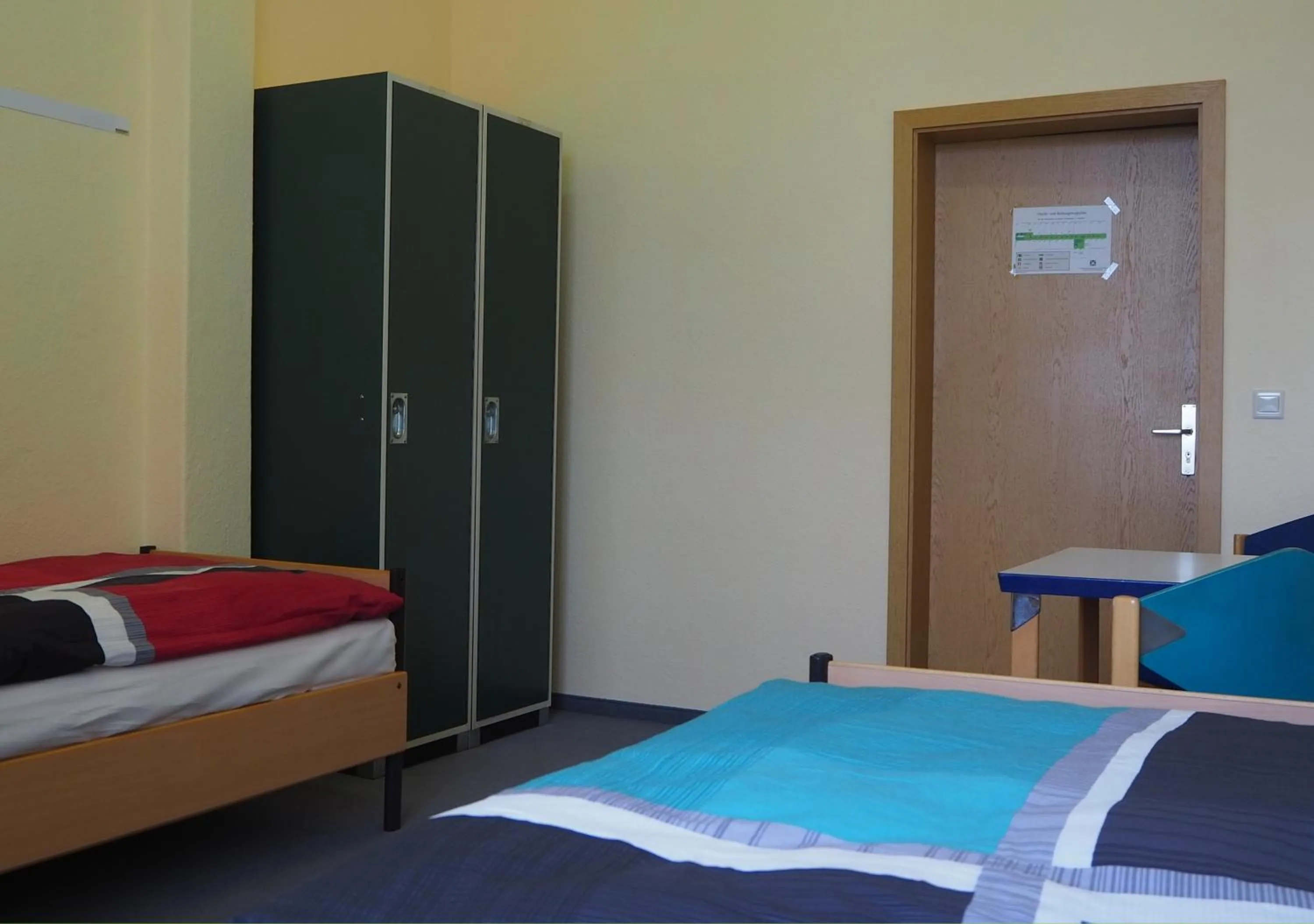 Photo of the whole room, Bed in Hostel jo-si