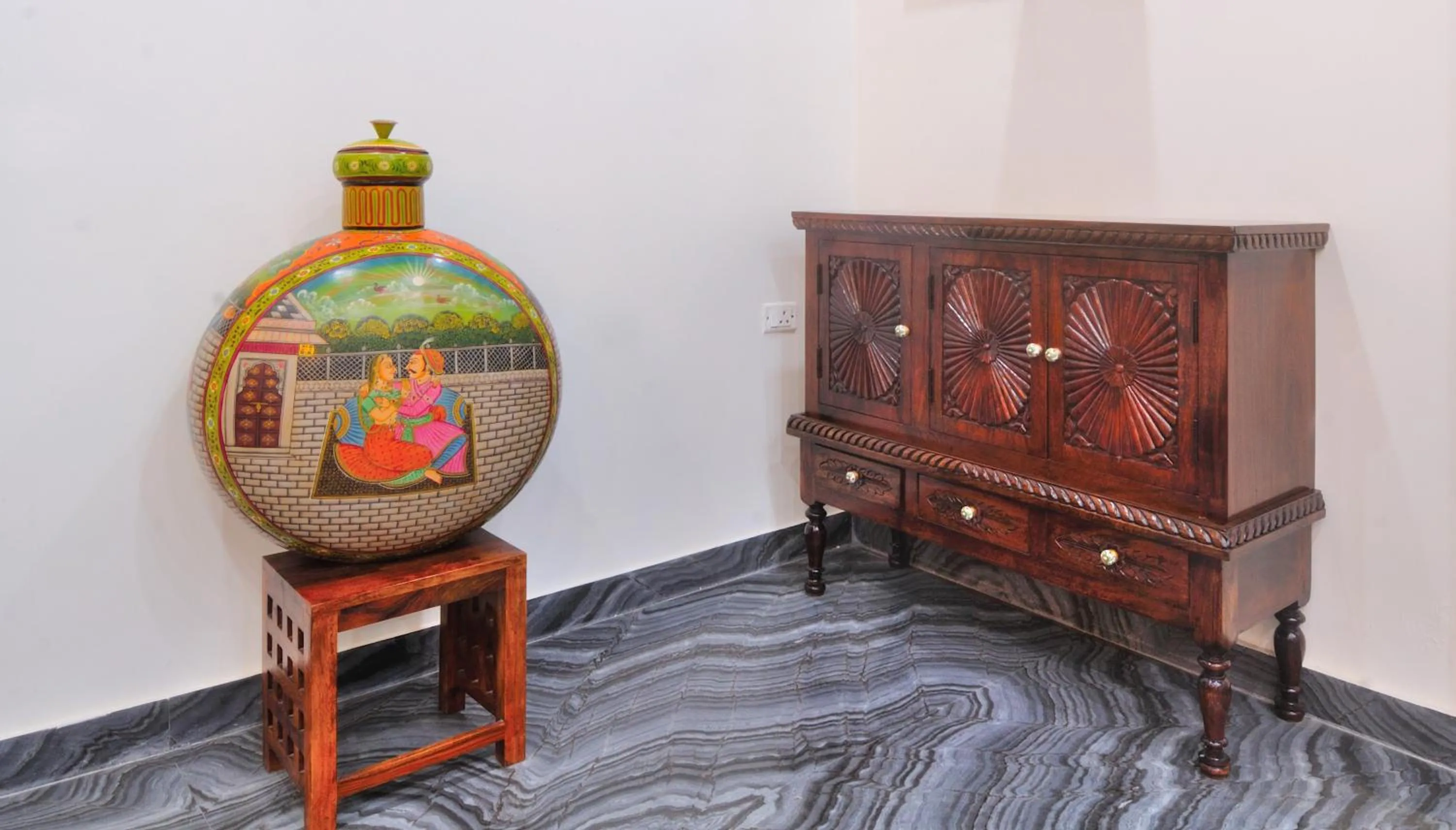 Balcony/Terrace in Trimrooms Mount Blue