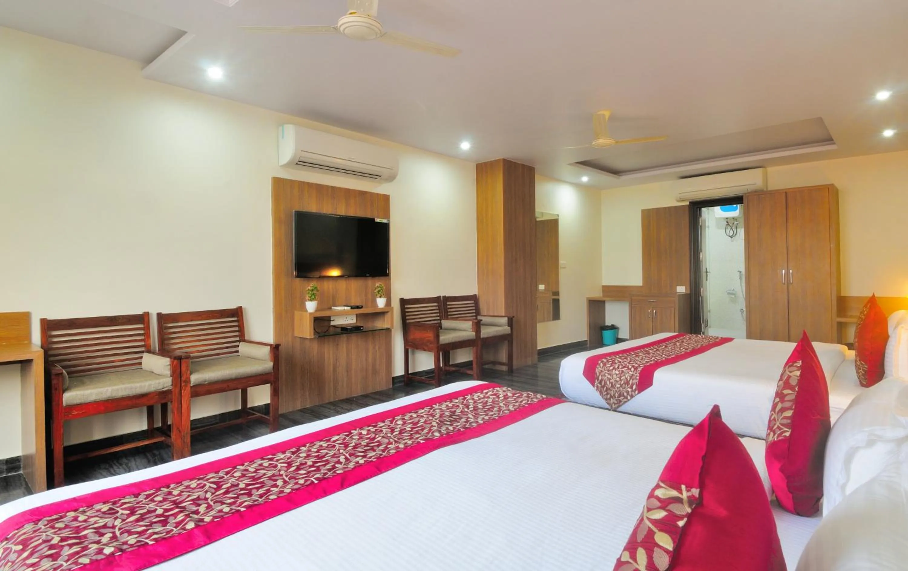 Photo of the whole room, Bed in Trimrooms Mount Blue