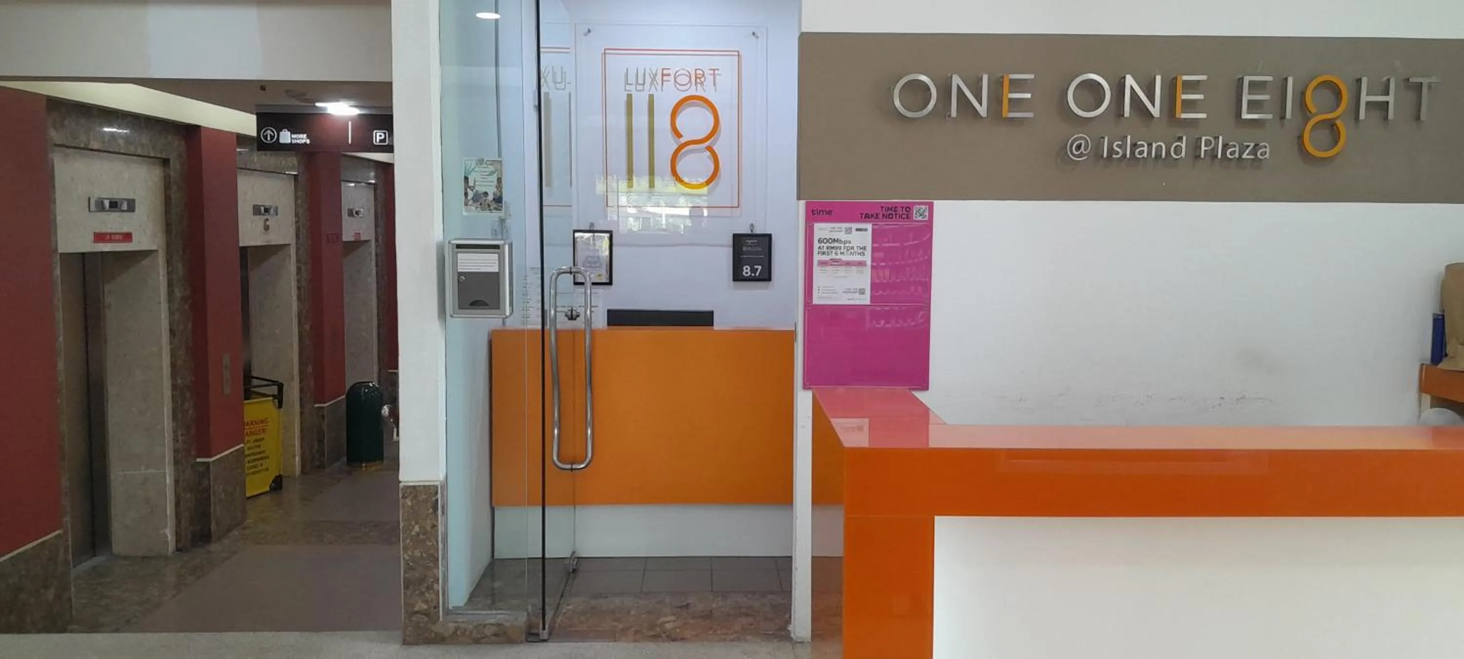 Lobby or reception in Luxfort 118 Service Suites