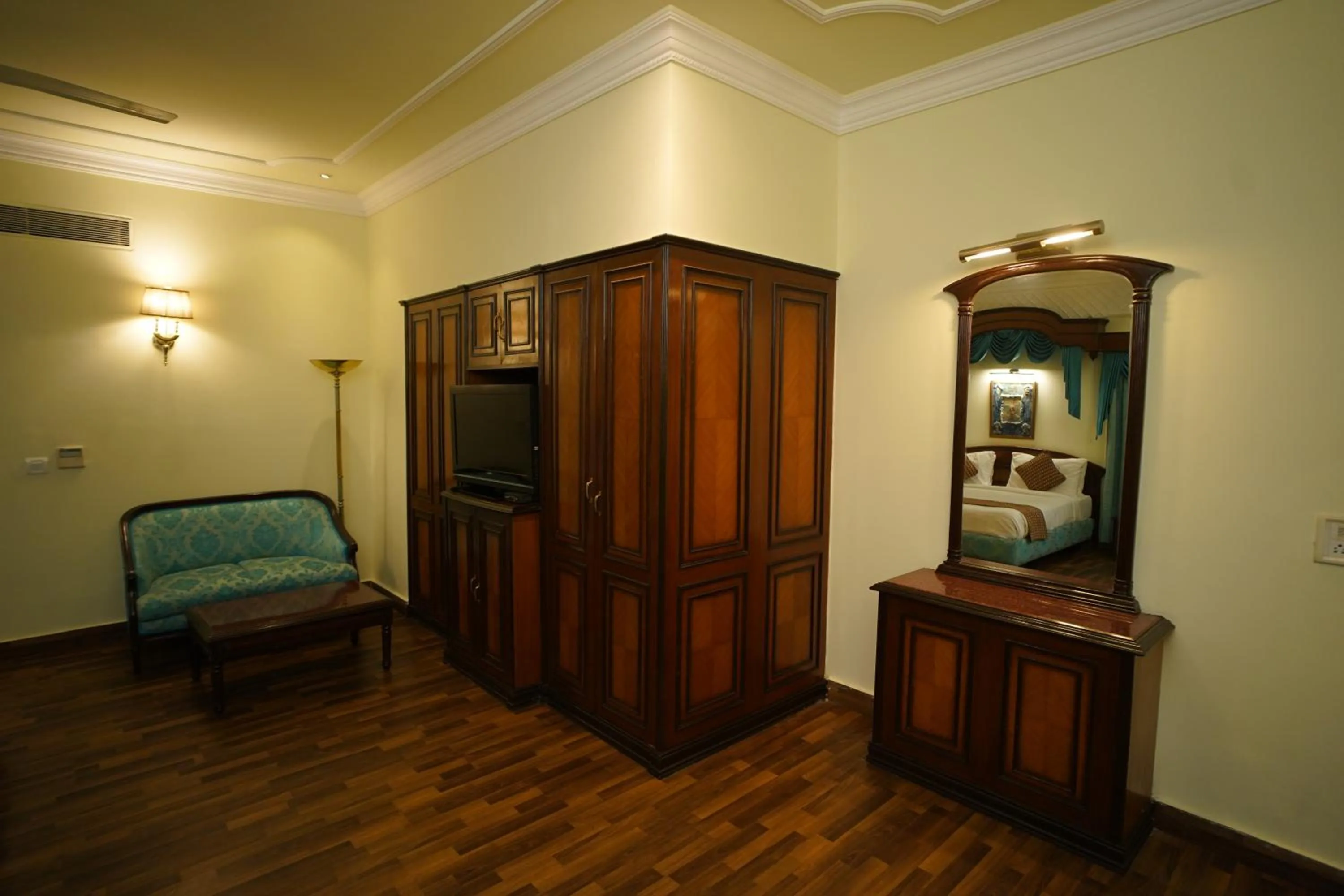 TV and multimedia in HOTEL ARYA