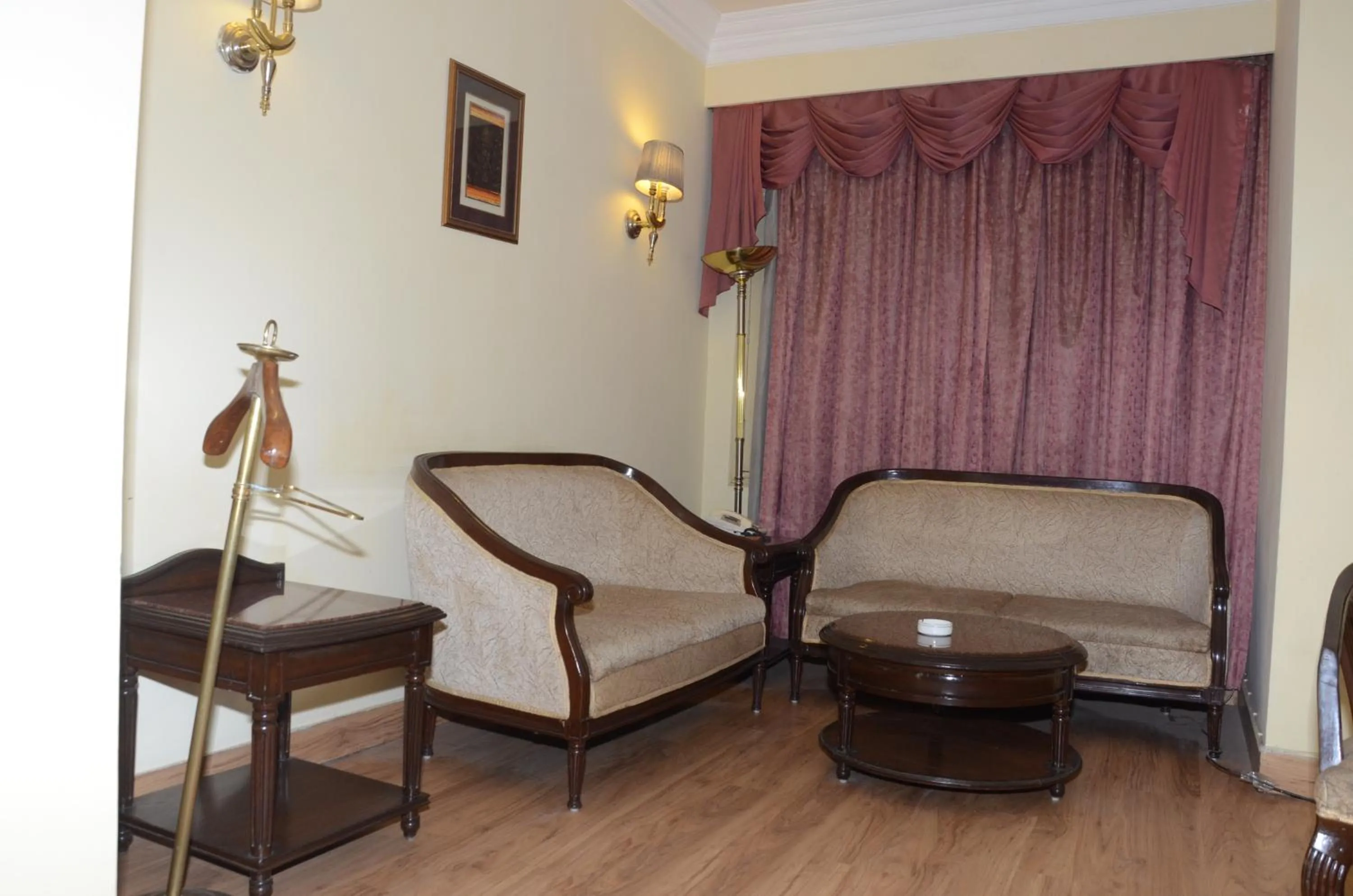 Living room in HOTEL ARYA