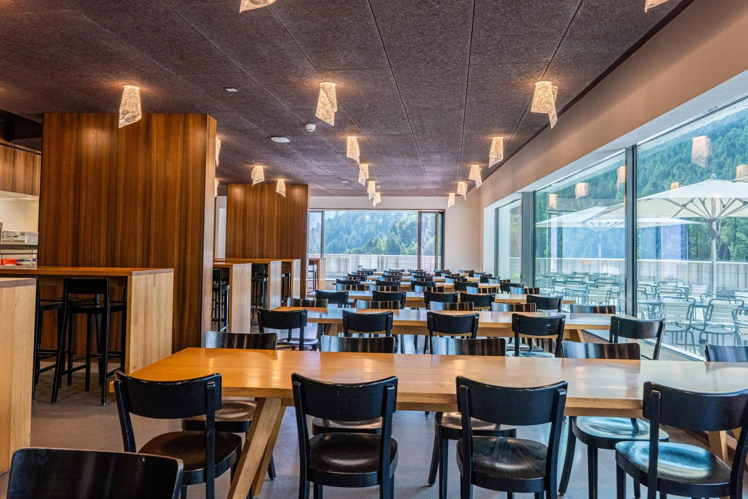 Restaurant/places to eat in Saas-Fee wellnesshostel4000